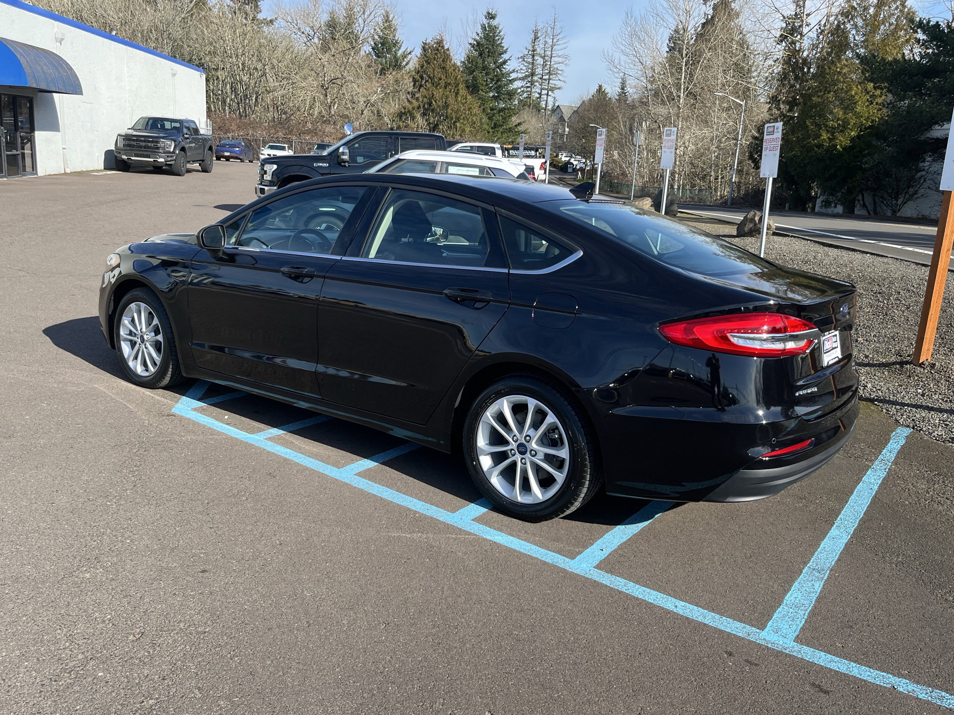 2020 Ford Fusion Hybrid SE