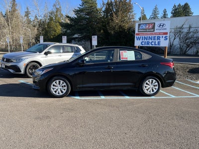 2019 Hyundai Accent SE