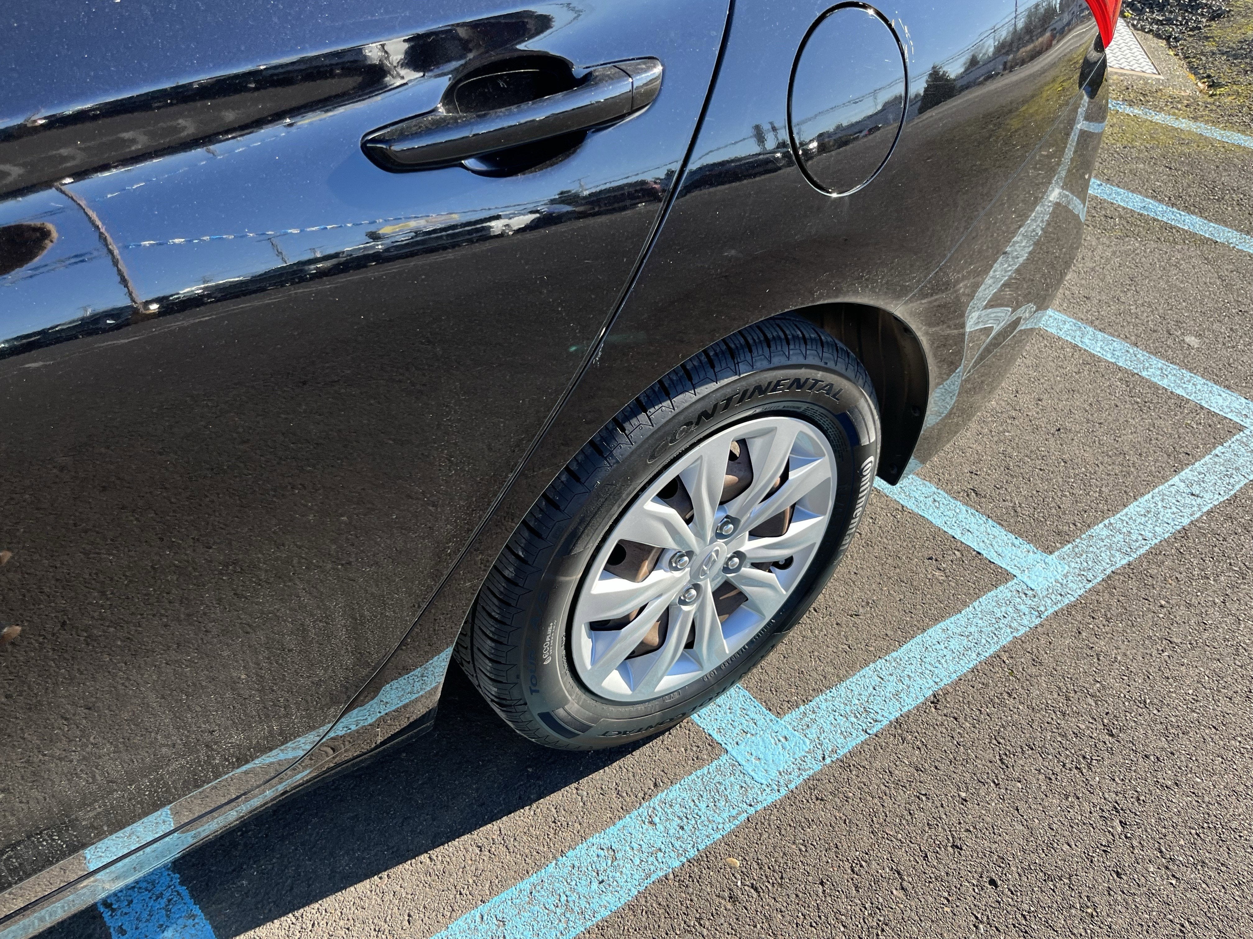 2019 Hyundai Accent SE