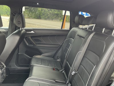2022 Volkswagen Tiguan SEL R-Line