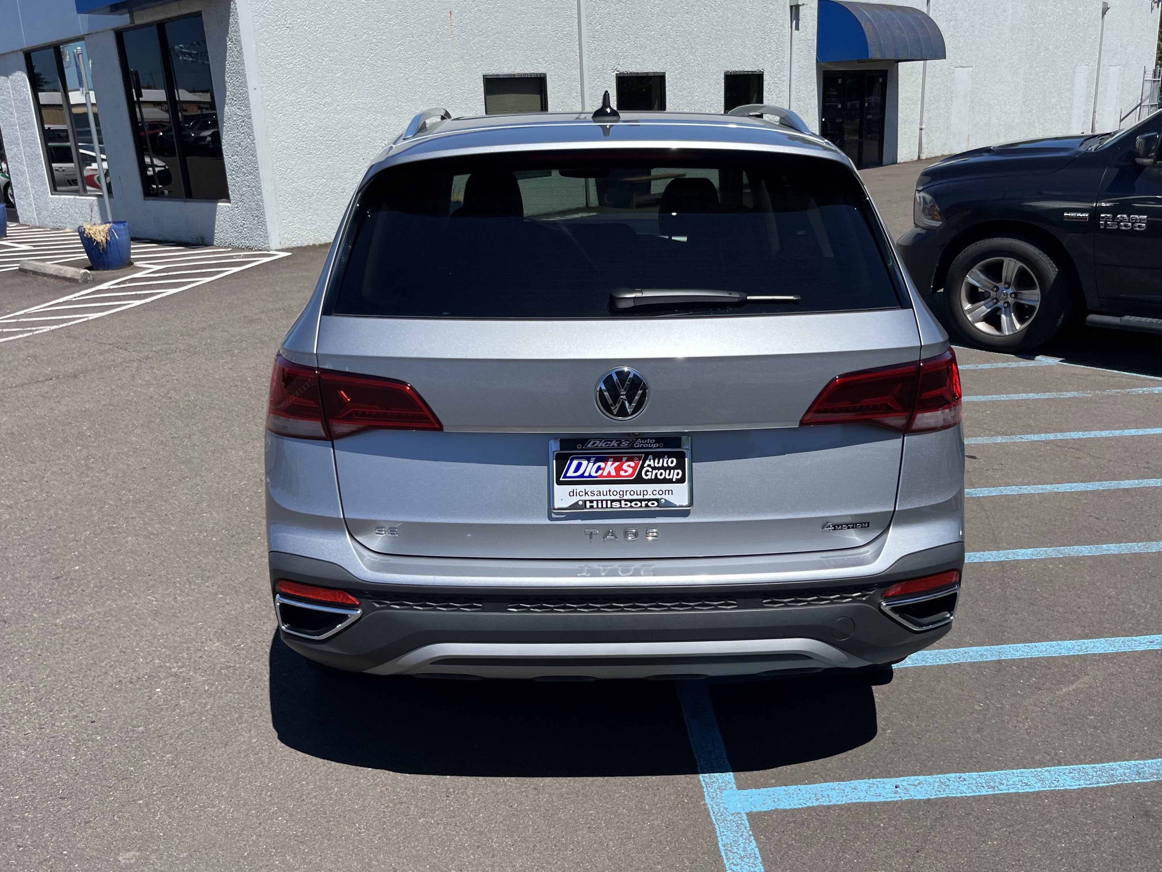 2024 Volkswagen Taos SE