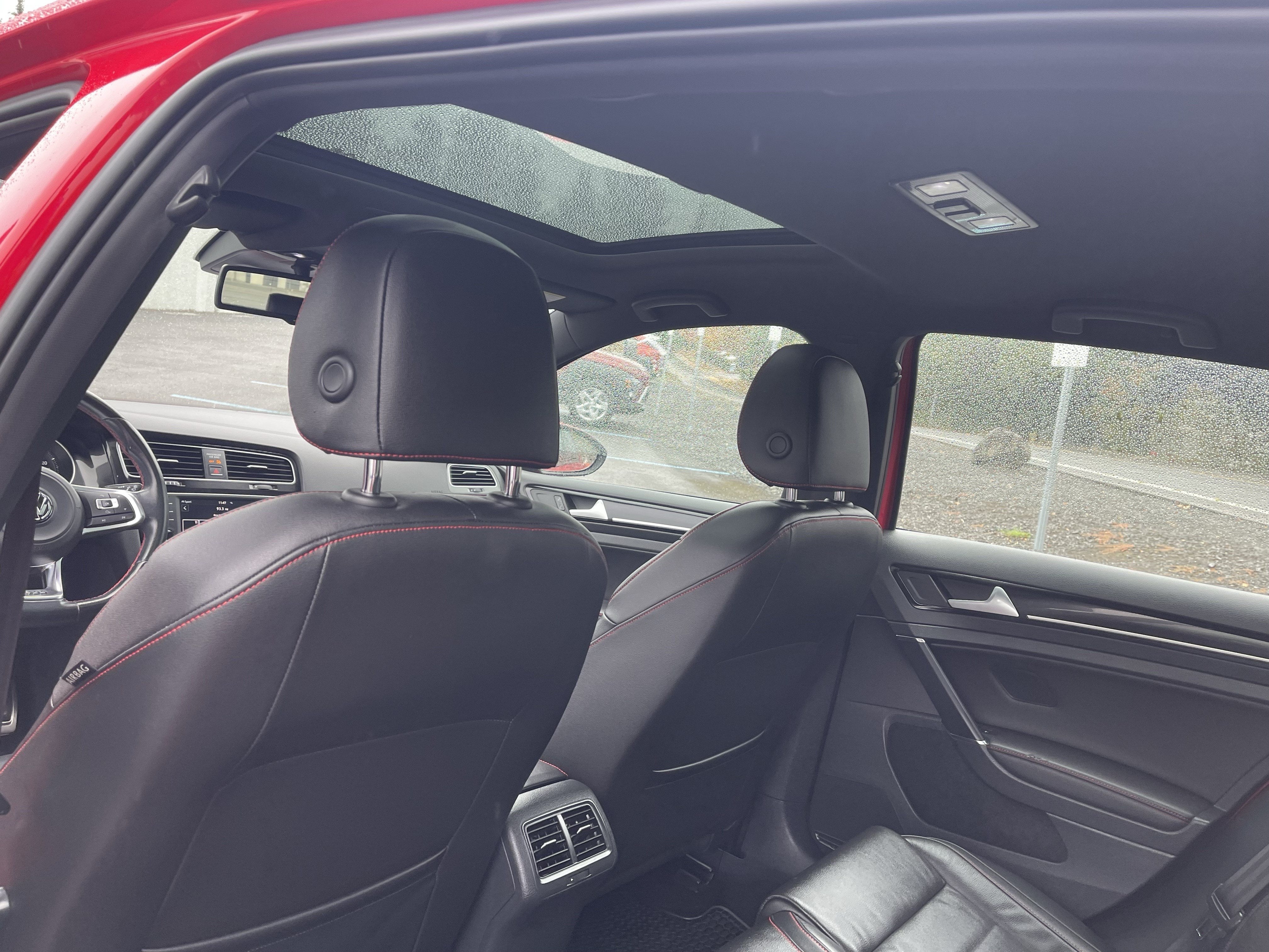 2016 Volkswagen Golf GTI S w/Performance Pkg