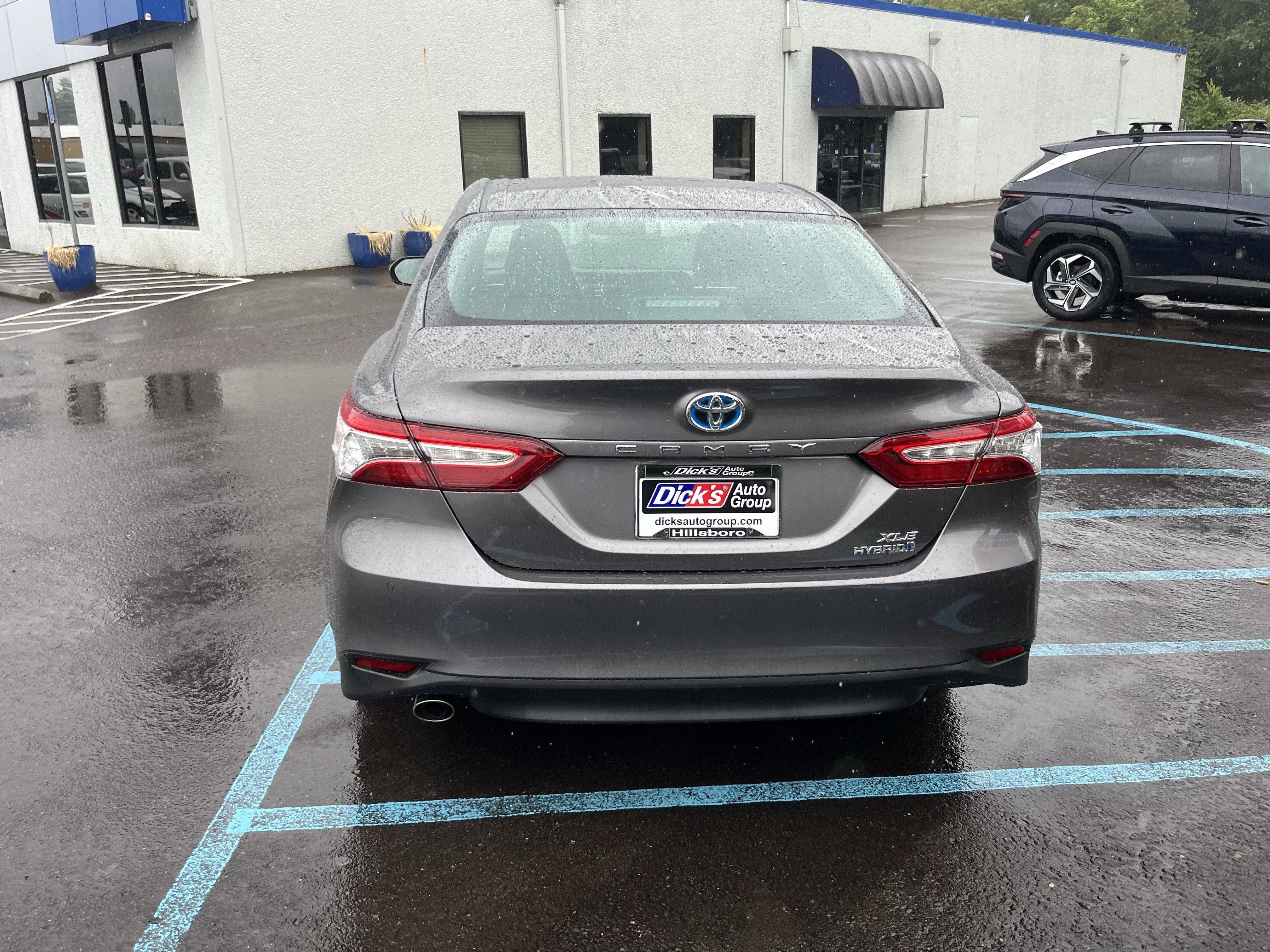 2018 Toyota Camry Hybrid LE