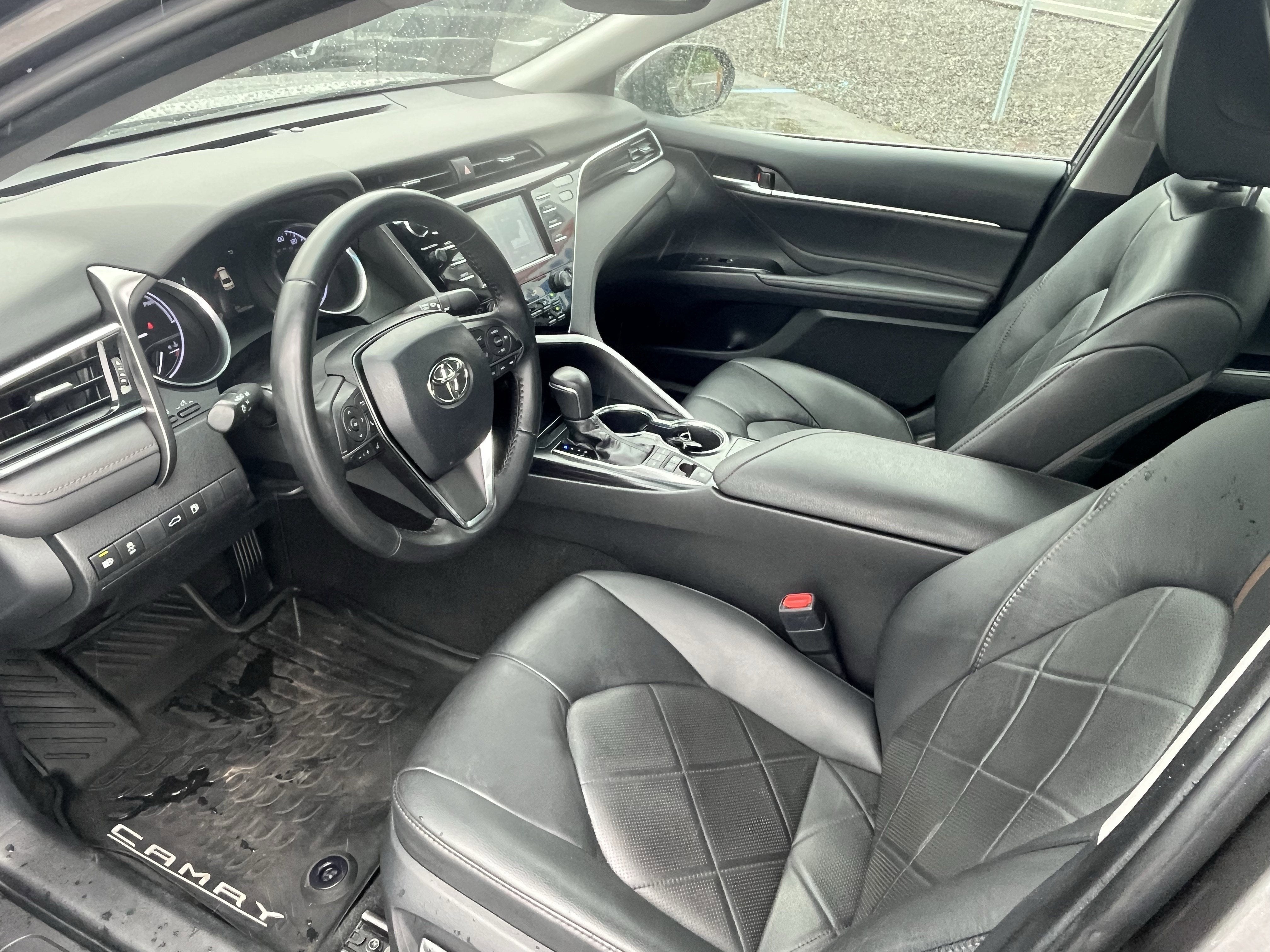 2018 Toyota Camry Hybrid LE