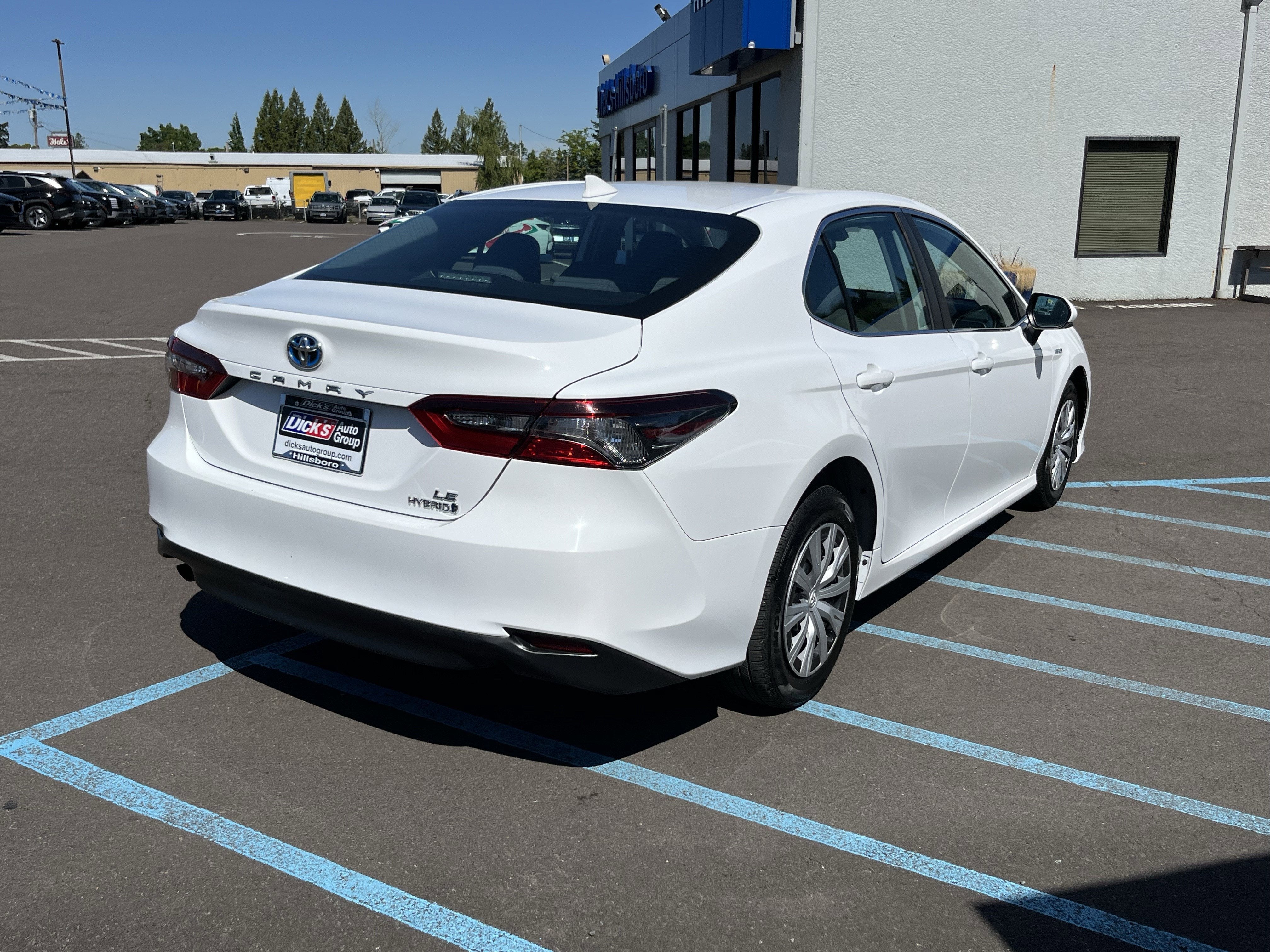 2021 Toyota Camry Hybrid LE