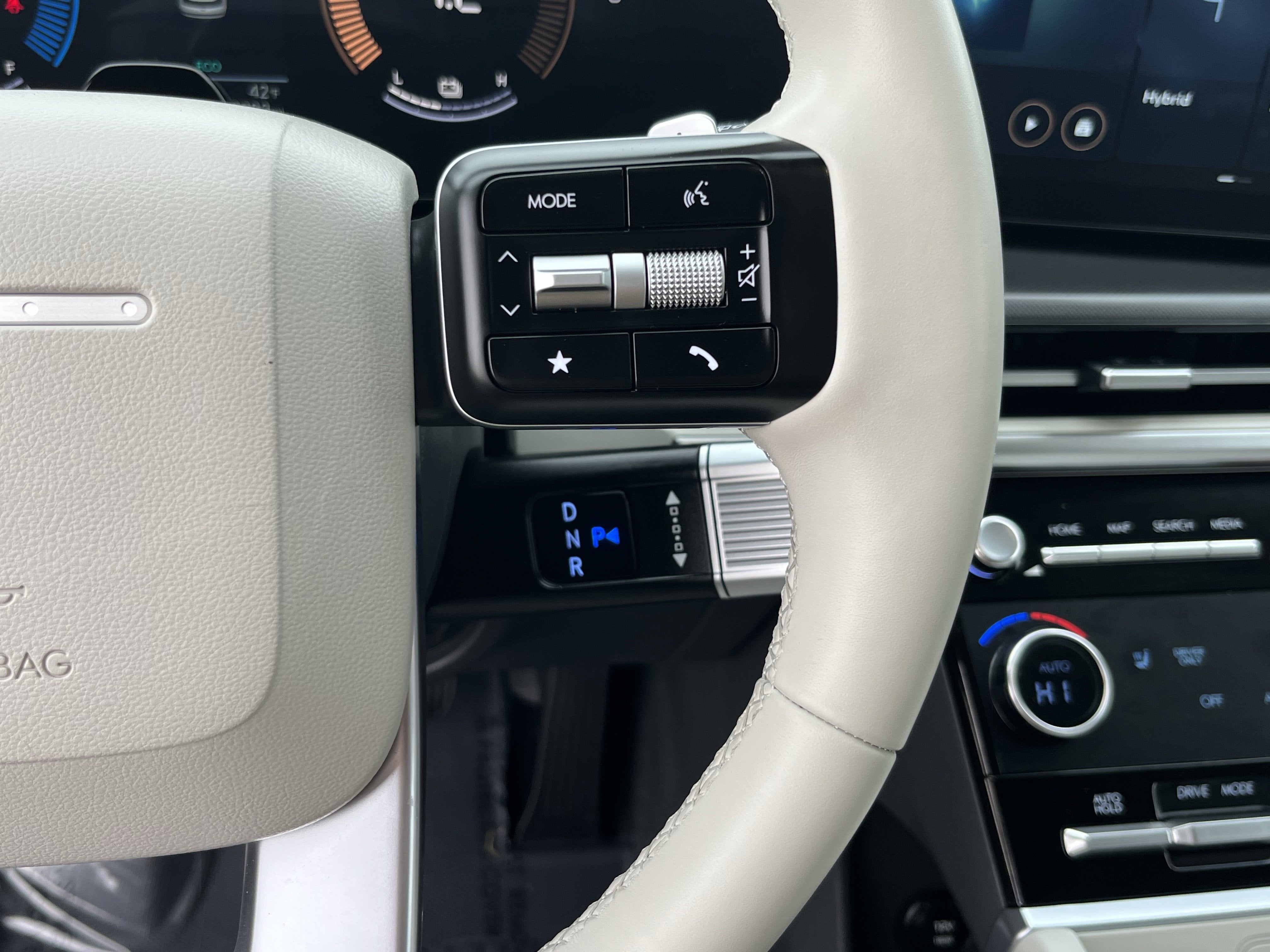 2025 Hyundai Santa Fe Hybrid SEL