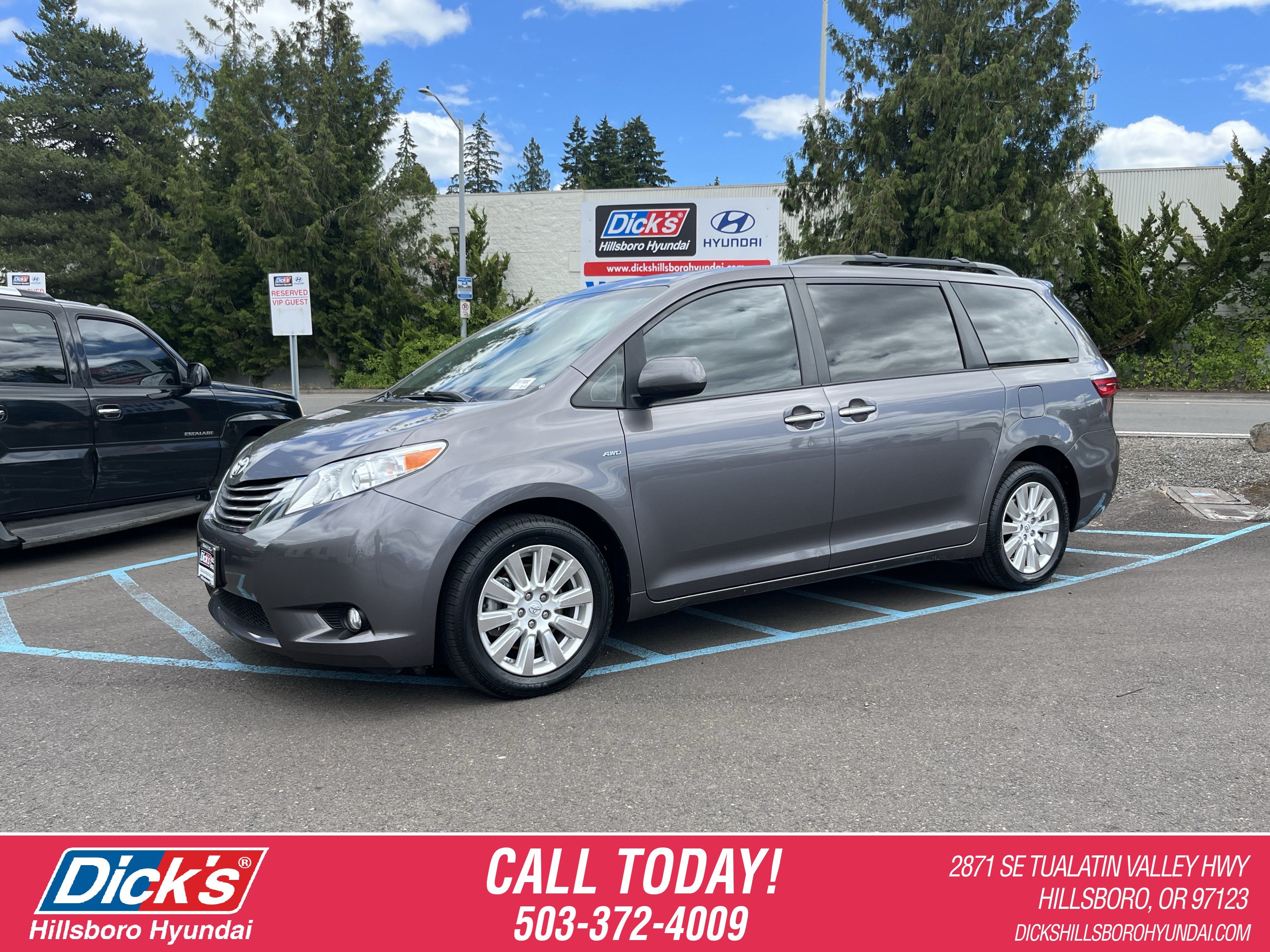 2017 Toyota Sienna XLE