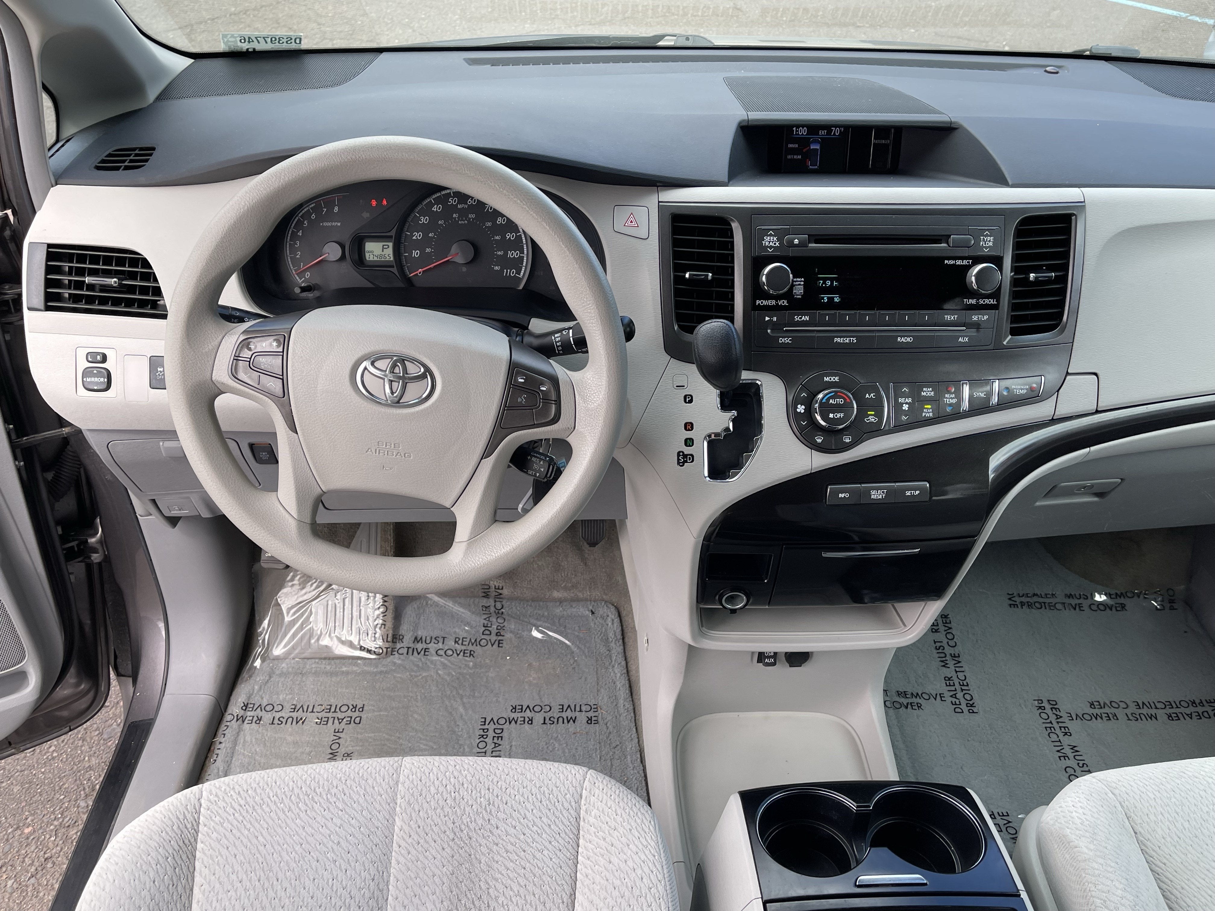 2013 Toyota Sienna LE AAS