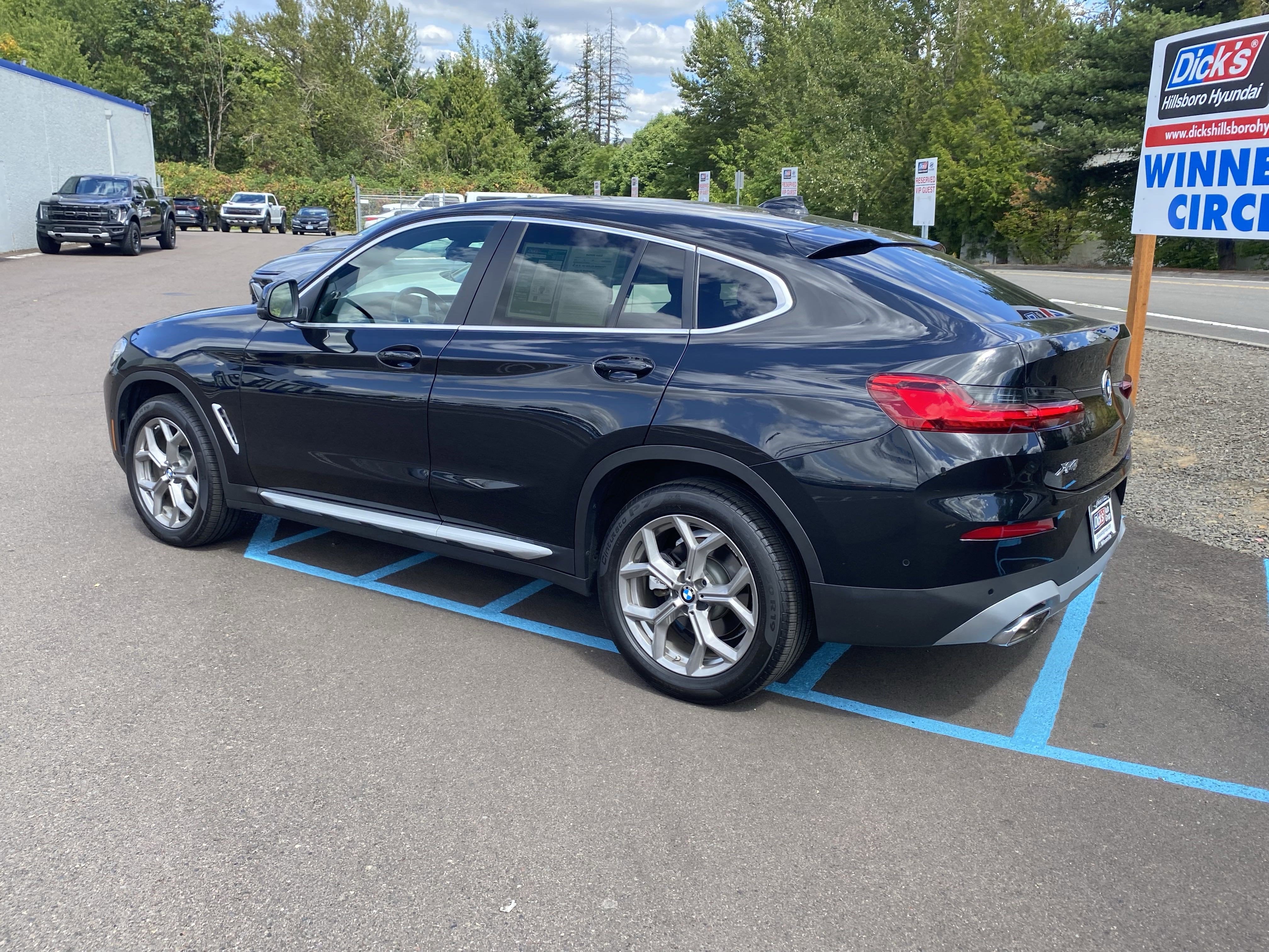 2022 BMW X4 xDrive30i