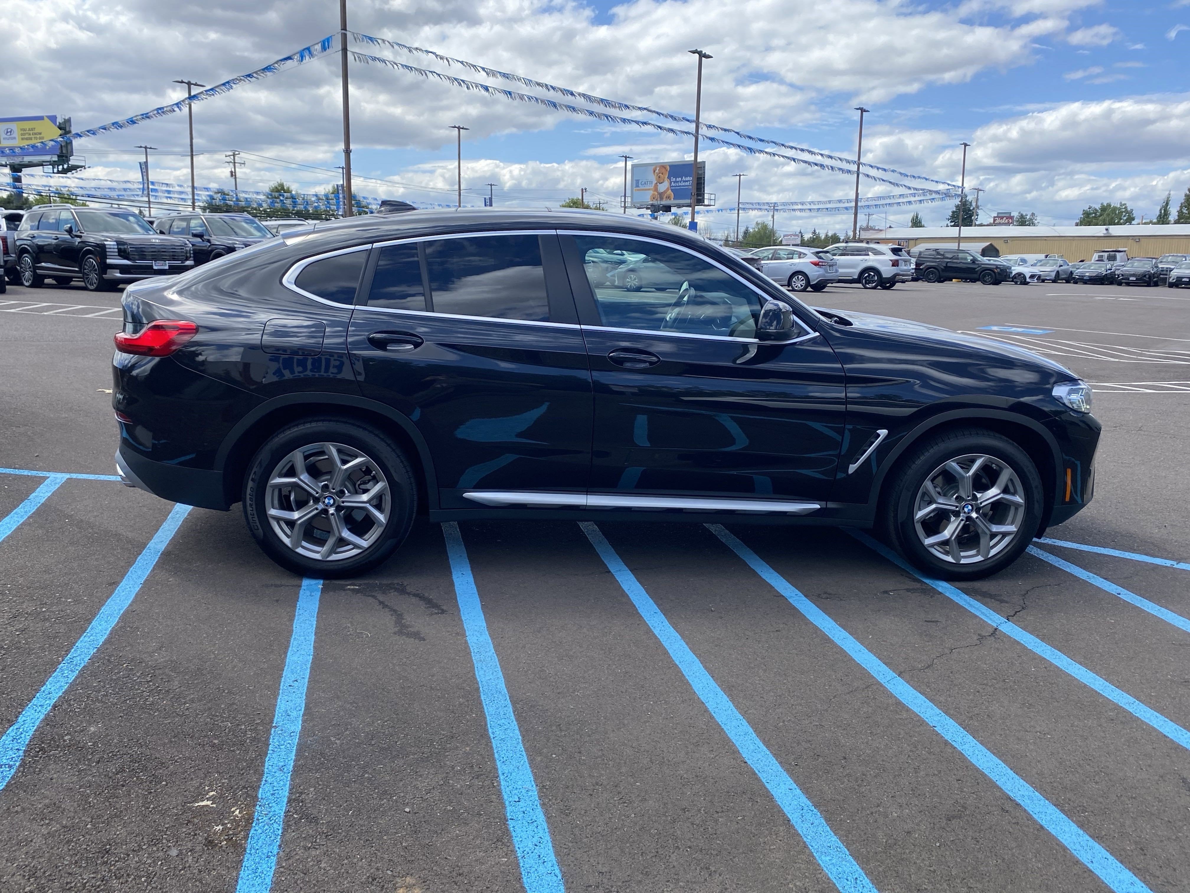 2022 BMW X4 xDrive30i