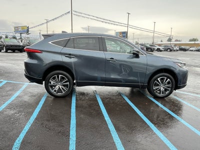 2024 Toyota Venza LE