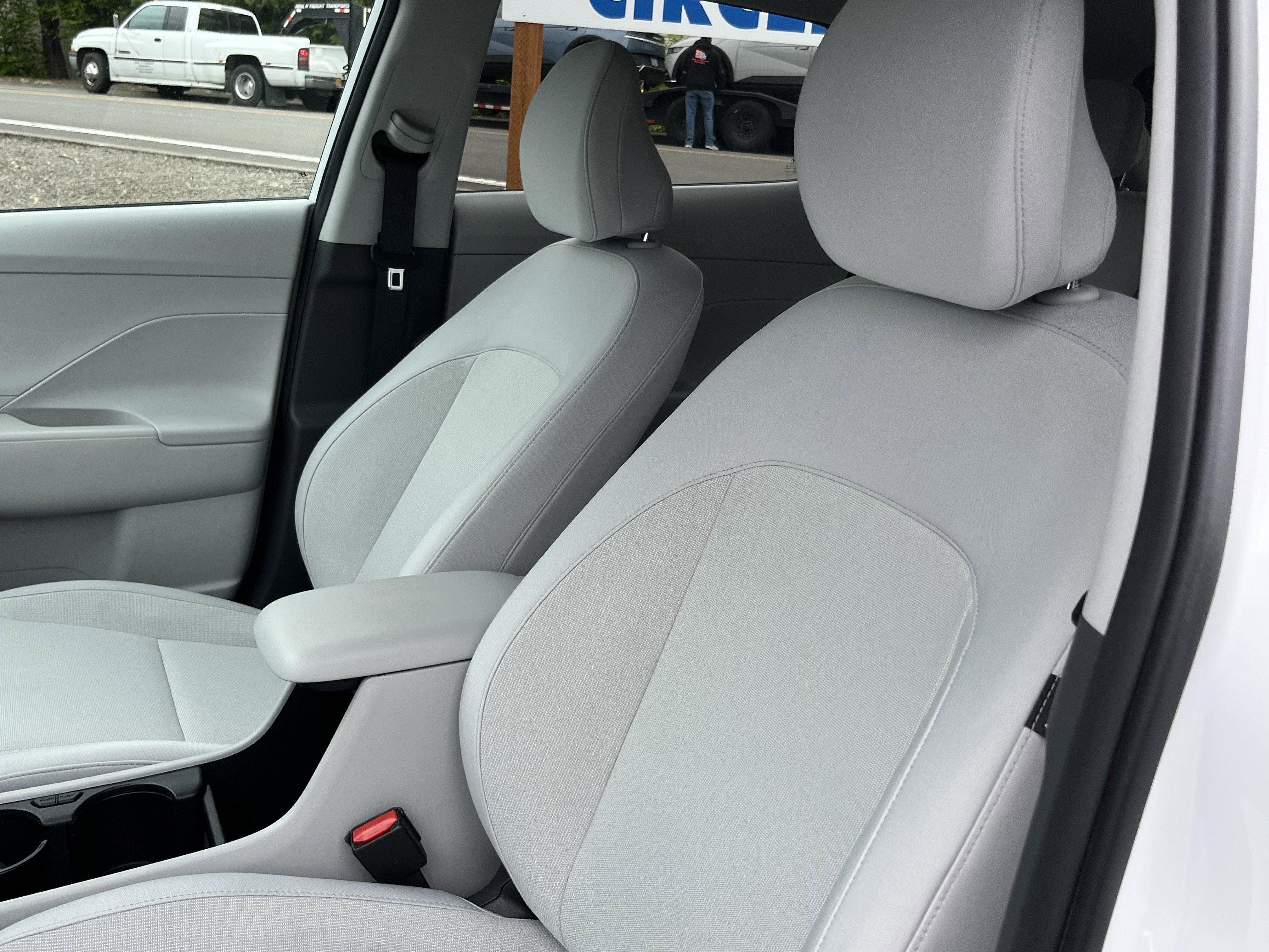 2024 Hyundai Kona Electric SEL
