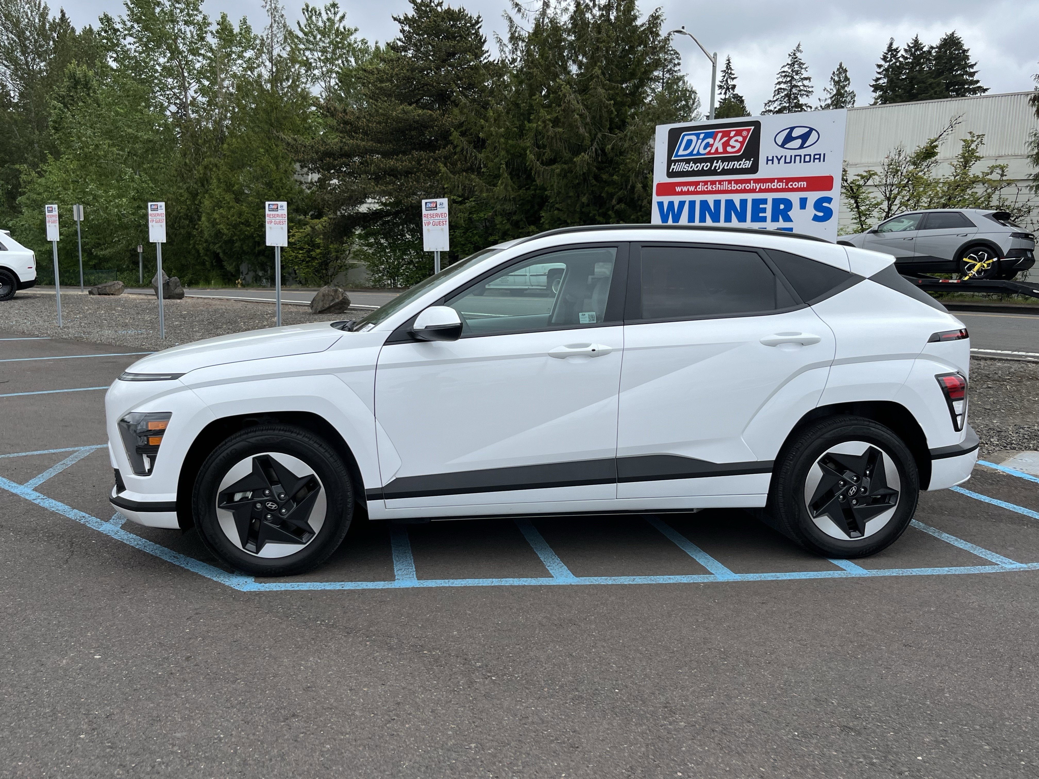 2024 Hyundai Kona Electric SEL