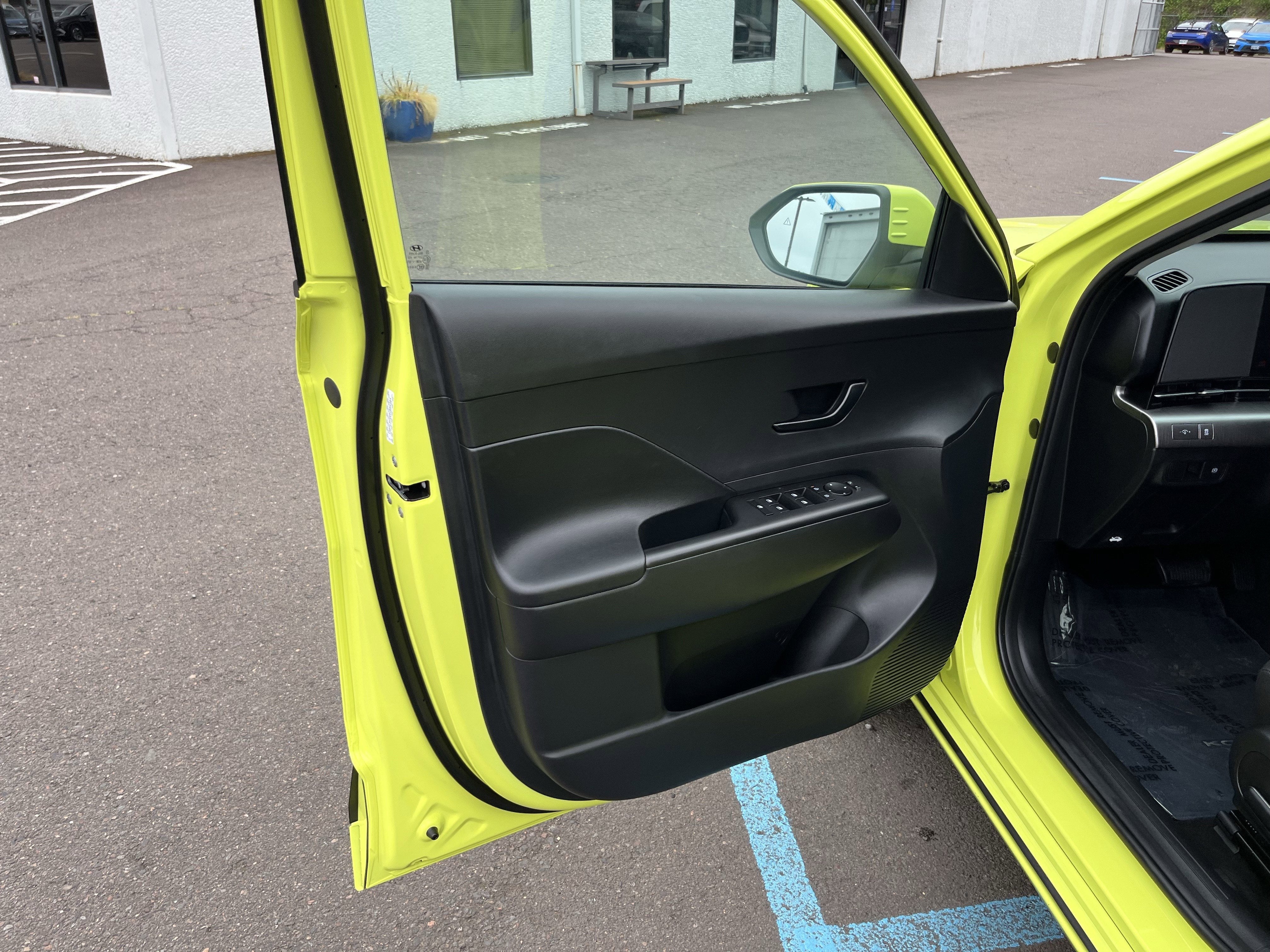 2024 Hyundai Kona Electric SEL