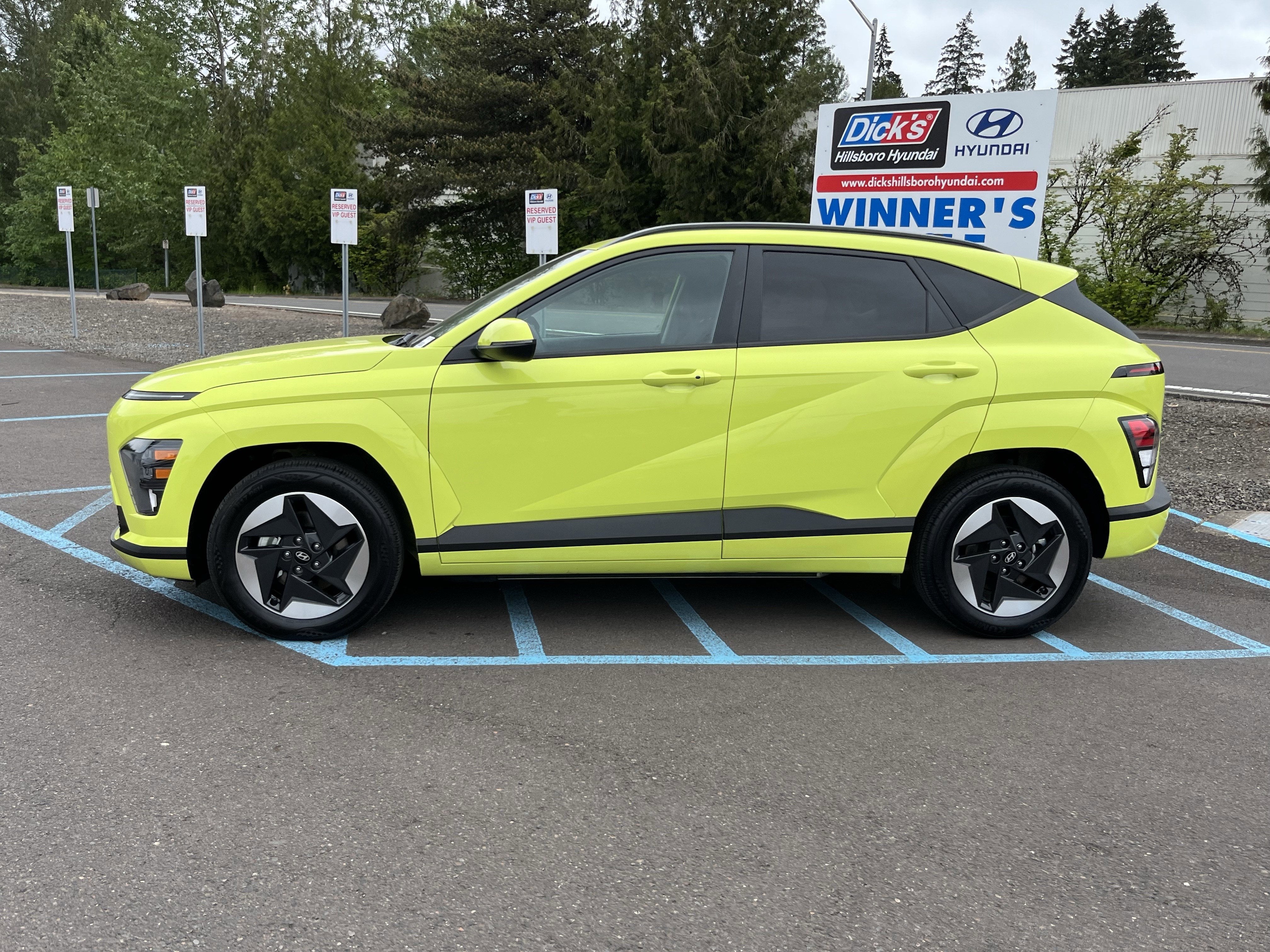 2024 Hyundai Kona Electric SEL