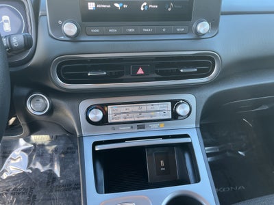 2023 Hyundai Kona Electric SE