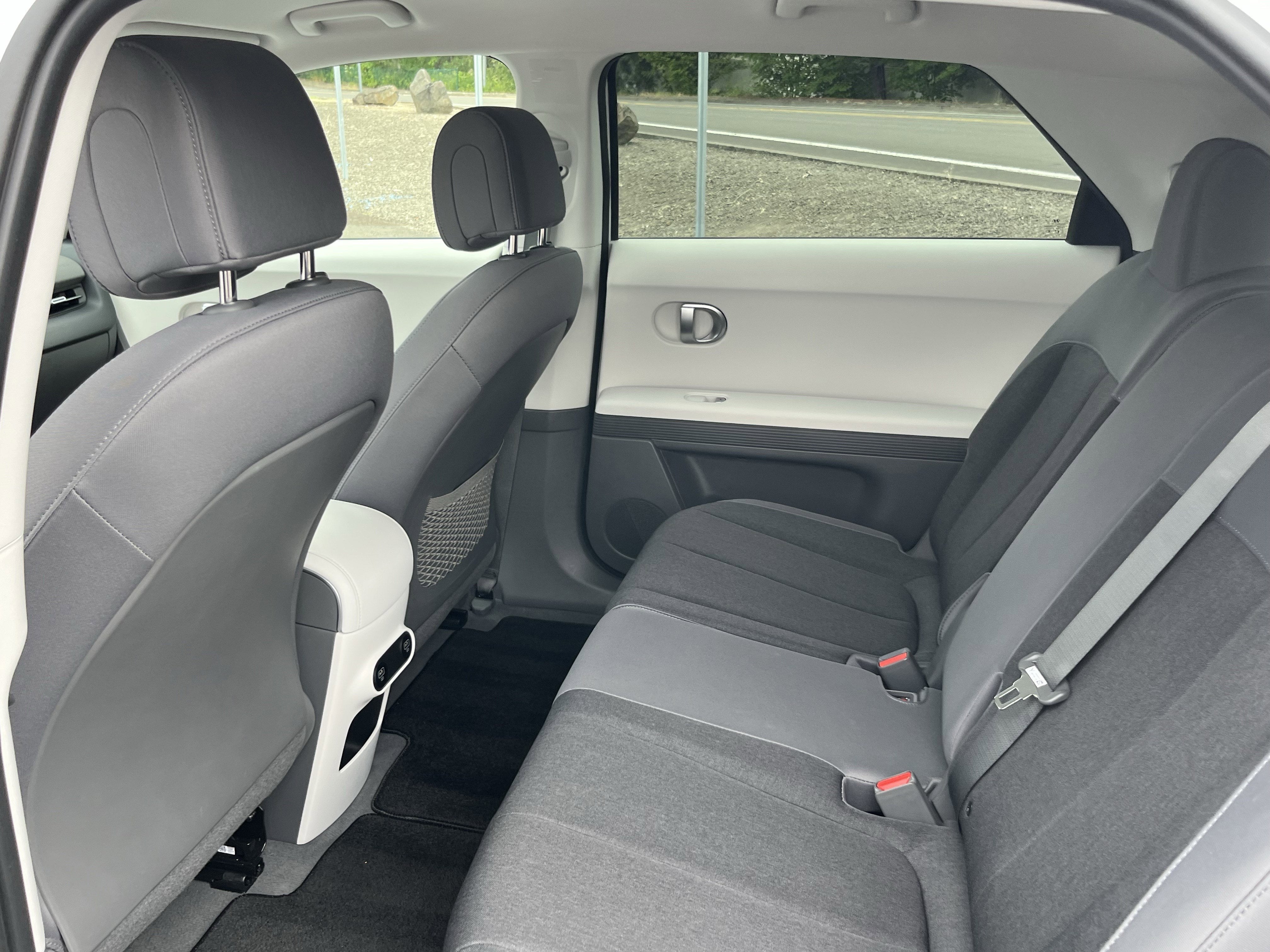 2024 Hyundai IONIQ 5 SE