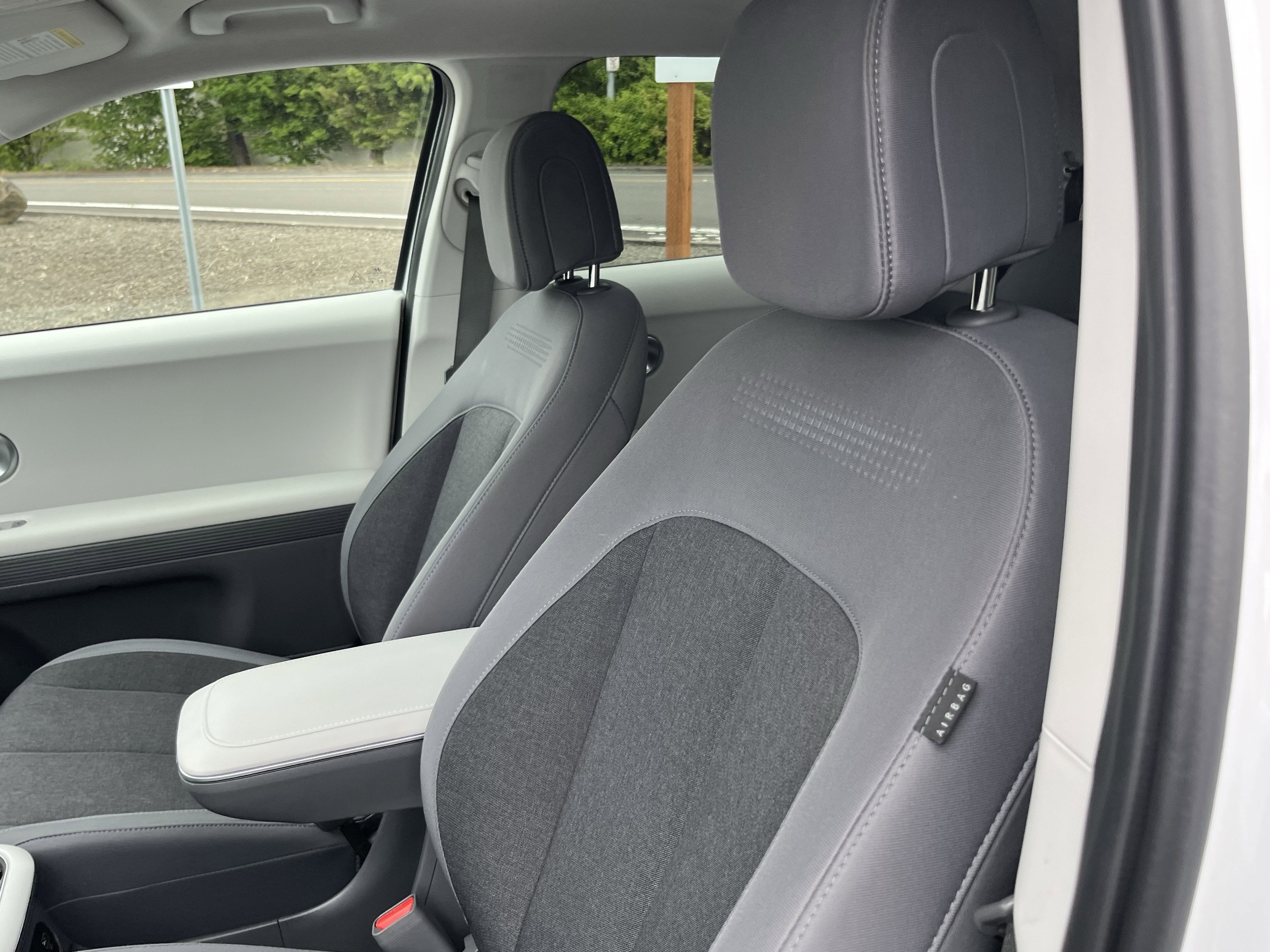 2024 Hyundai IONIQ 5 SE