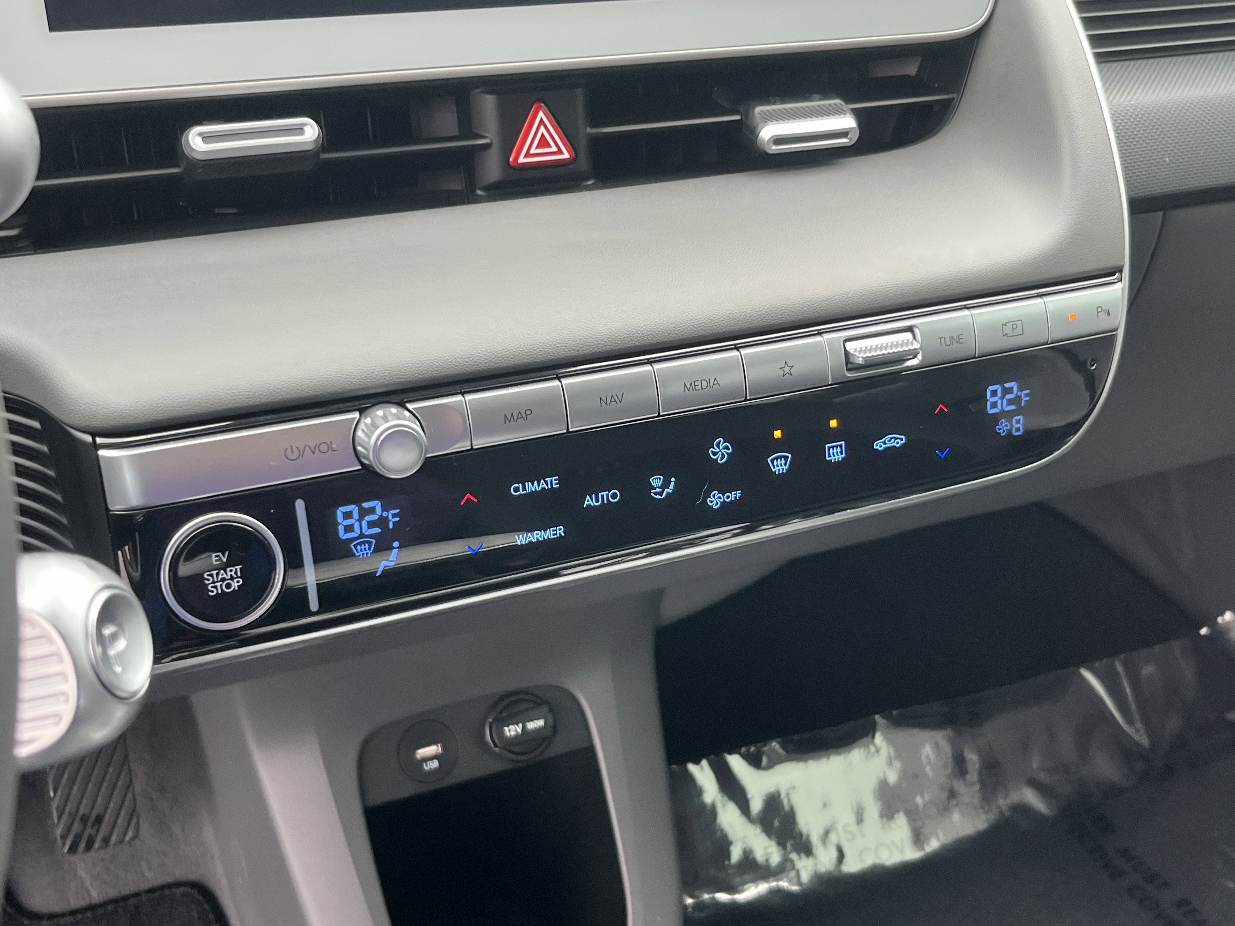 2024 Hyundai IONIQ 5 SE