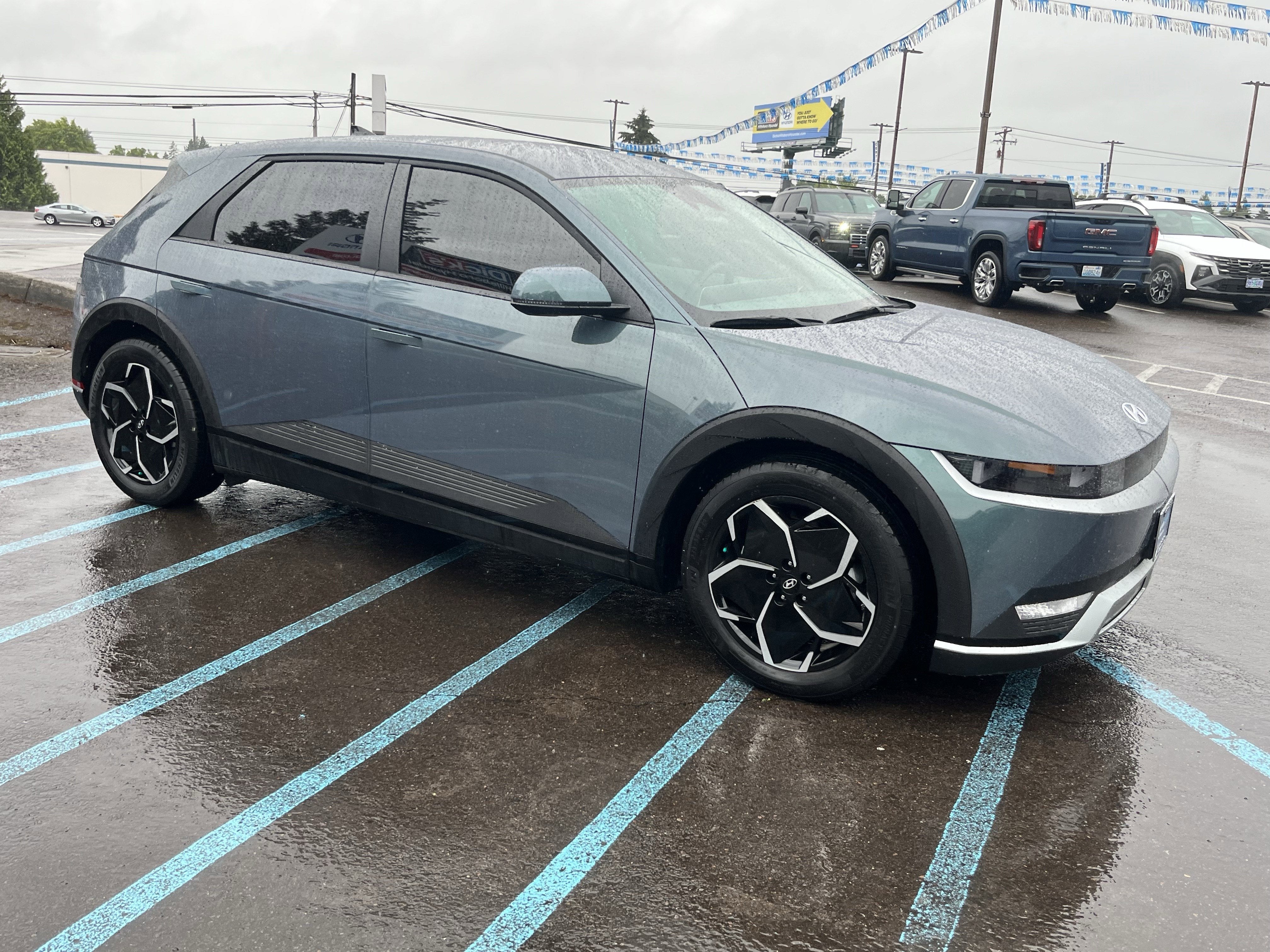 2024 Hyundai IONIQ 5 SE
