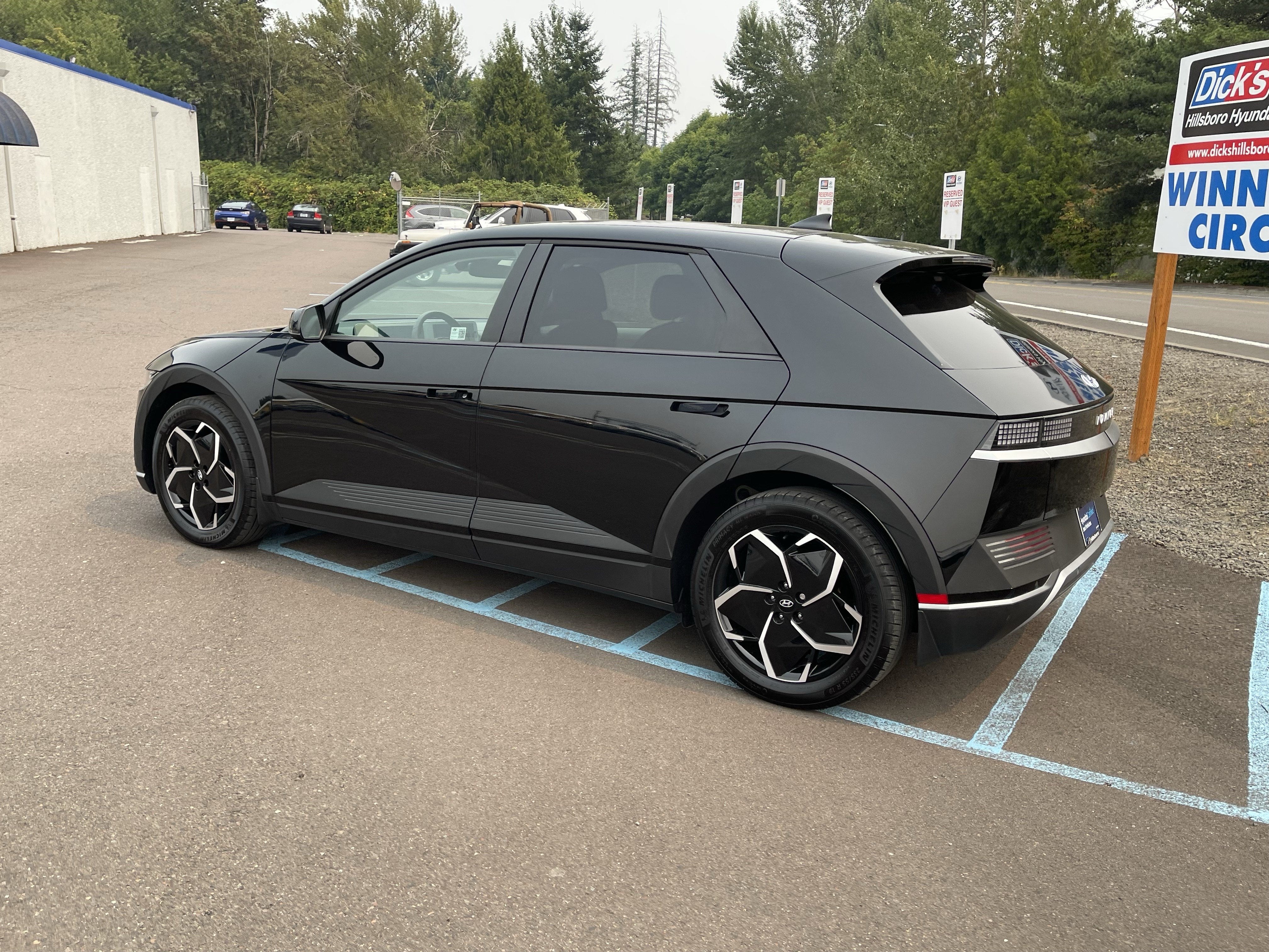 2024 Hyundai IONIQ 5 SEL