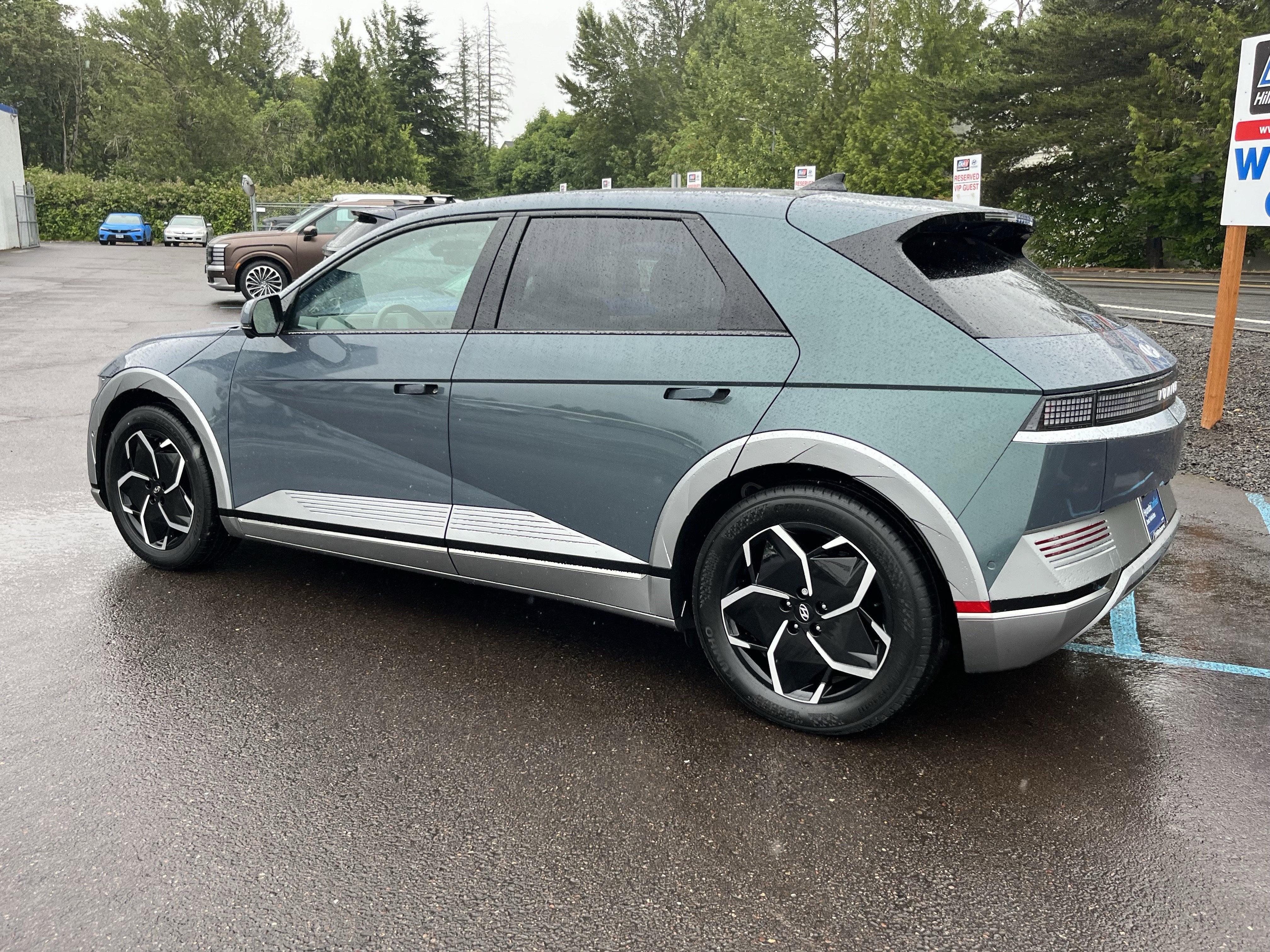 2024 Hyundai IONIQ 5 Limited