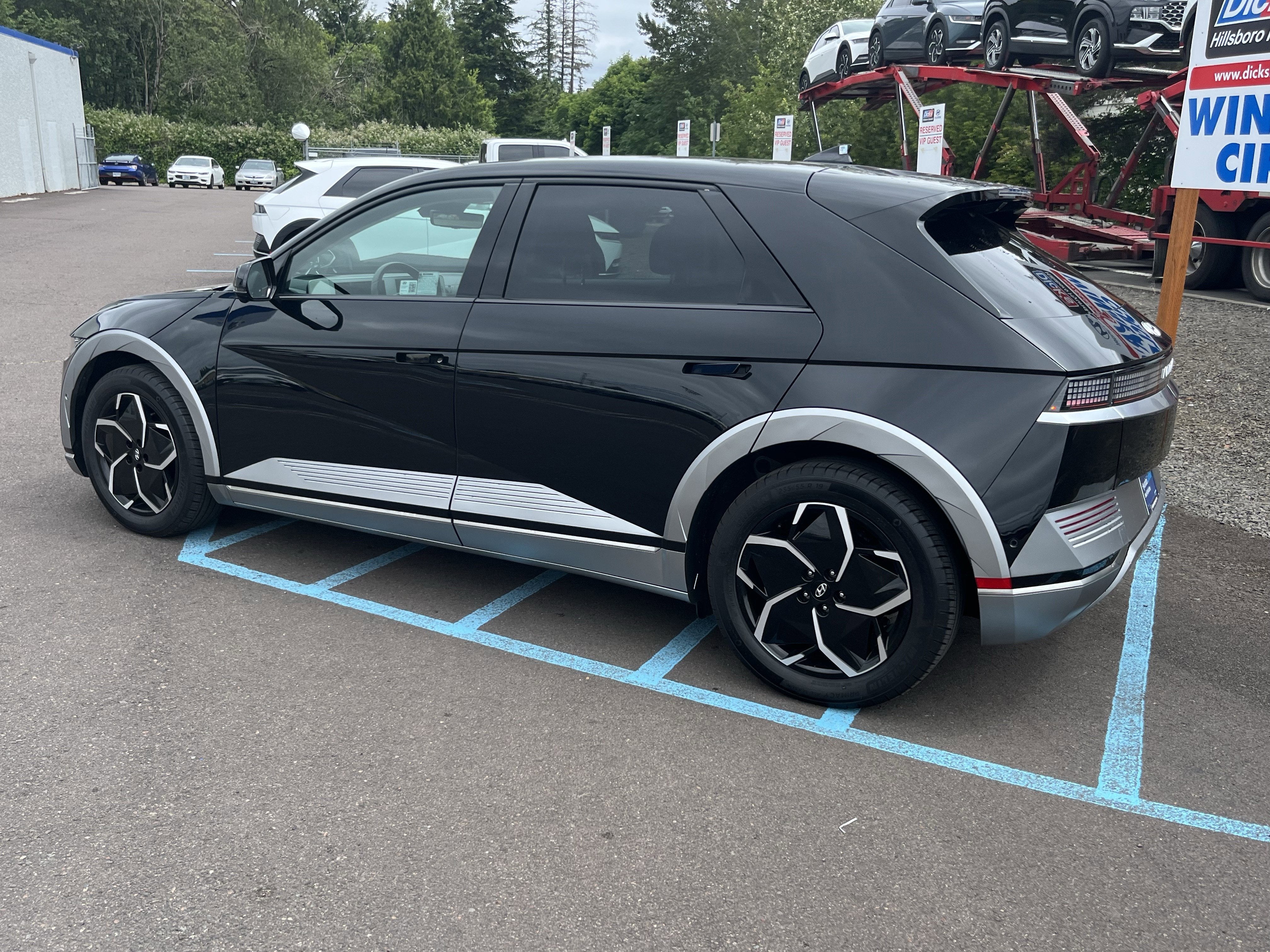 2024 Hyundai IONIQ 5 Limited