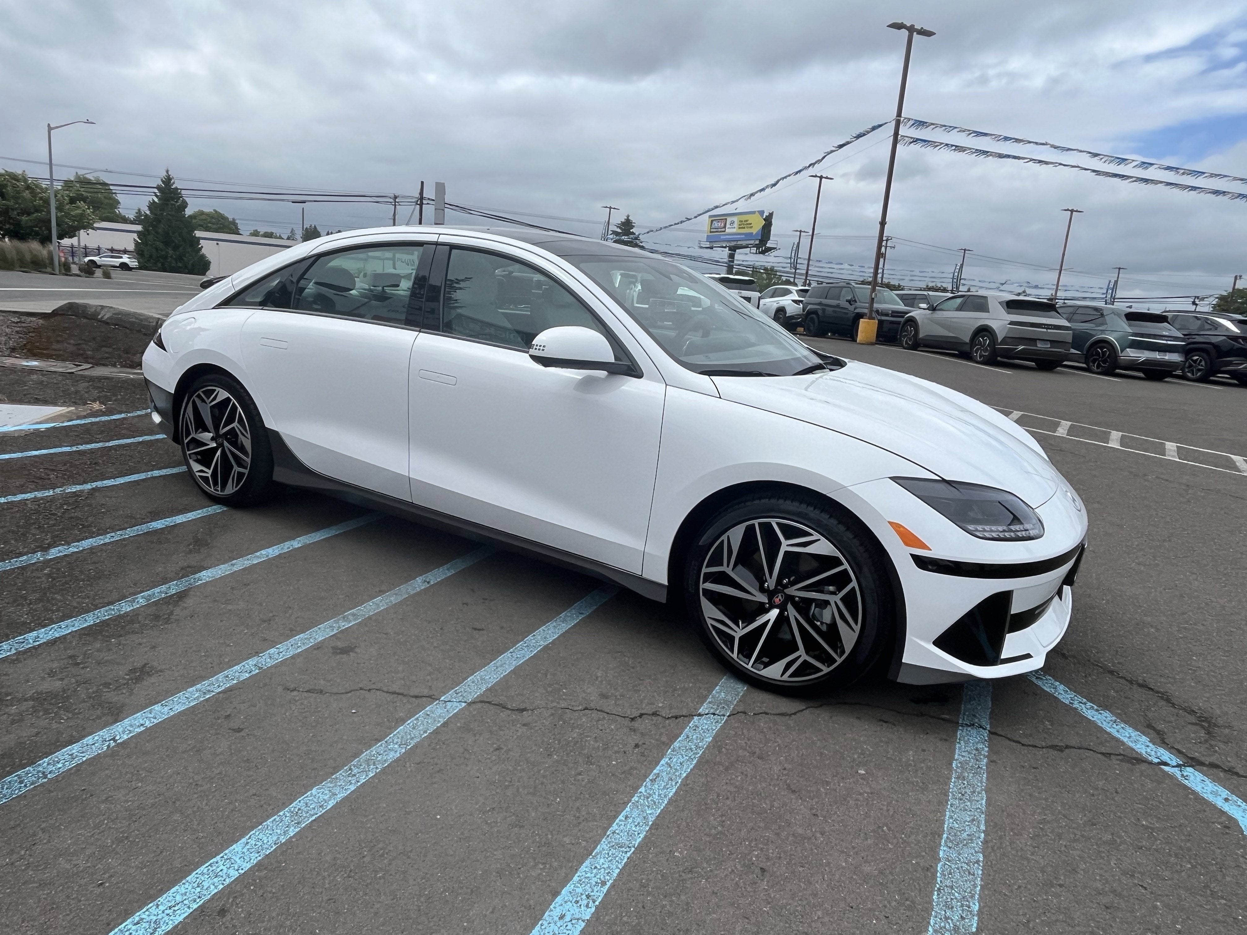 2025 Hyundai IONIQ 6 Limited