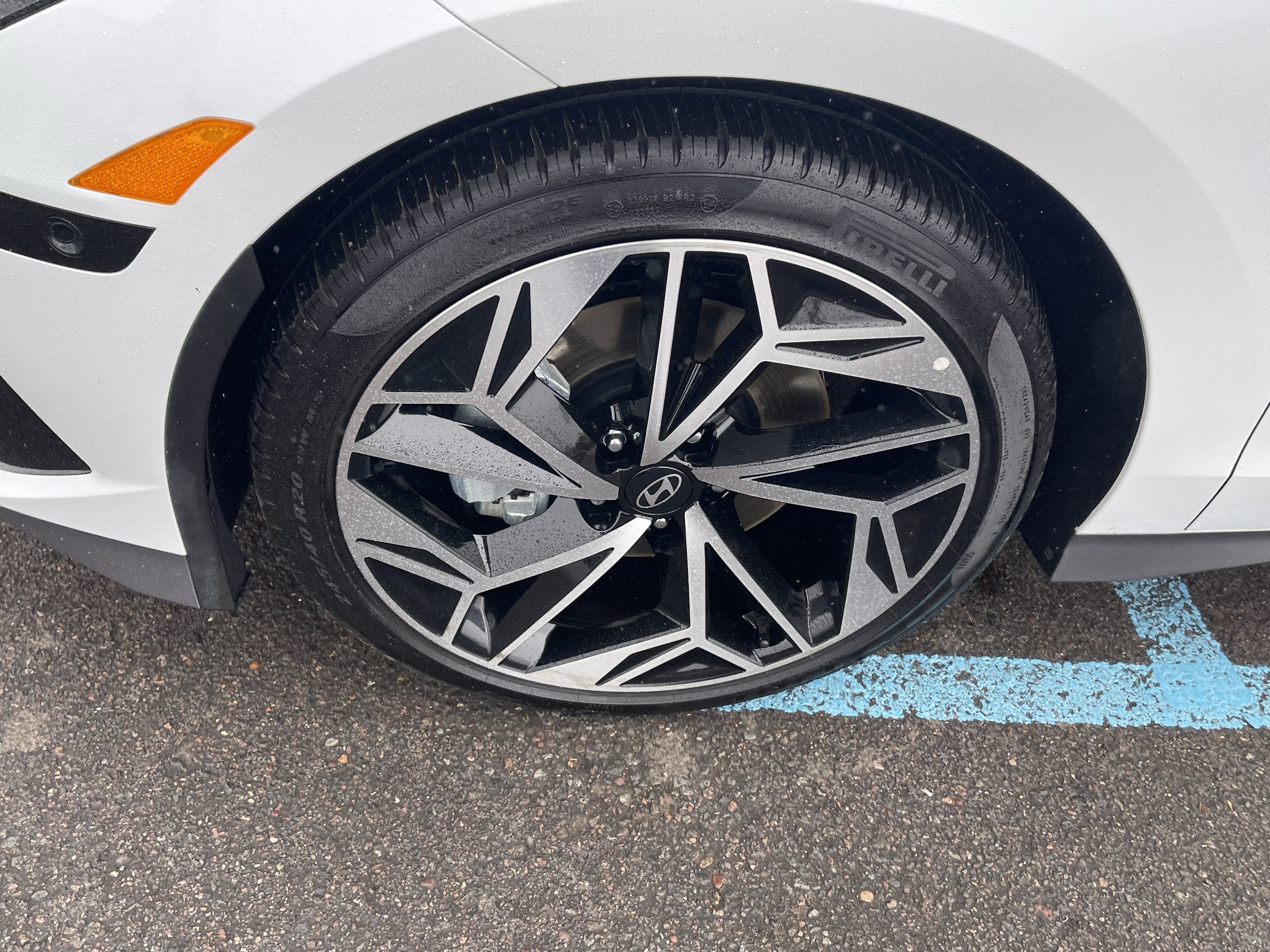 2023 Hyundai IONIQ 6 Limited