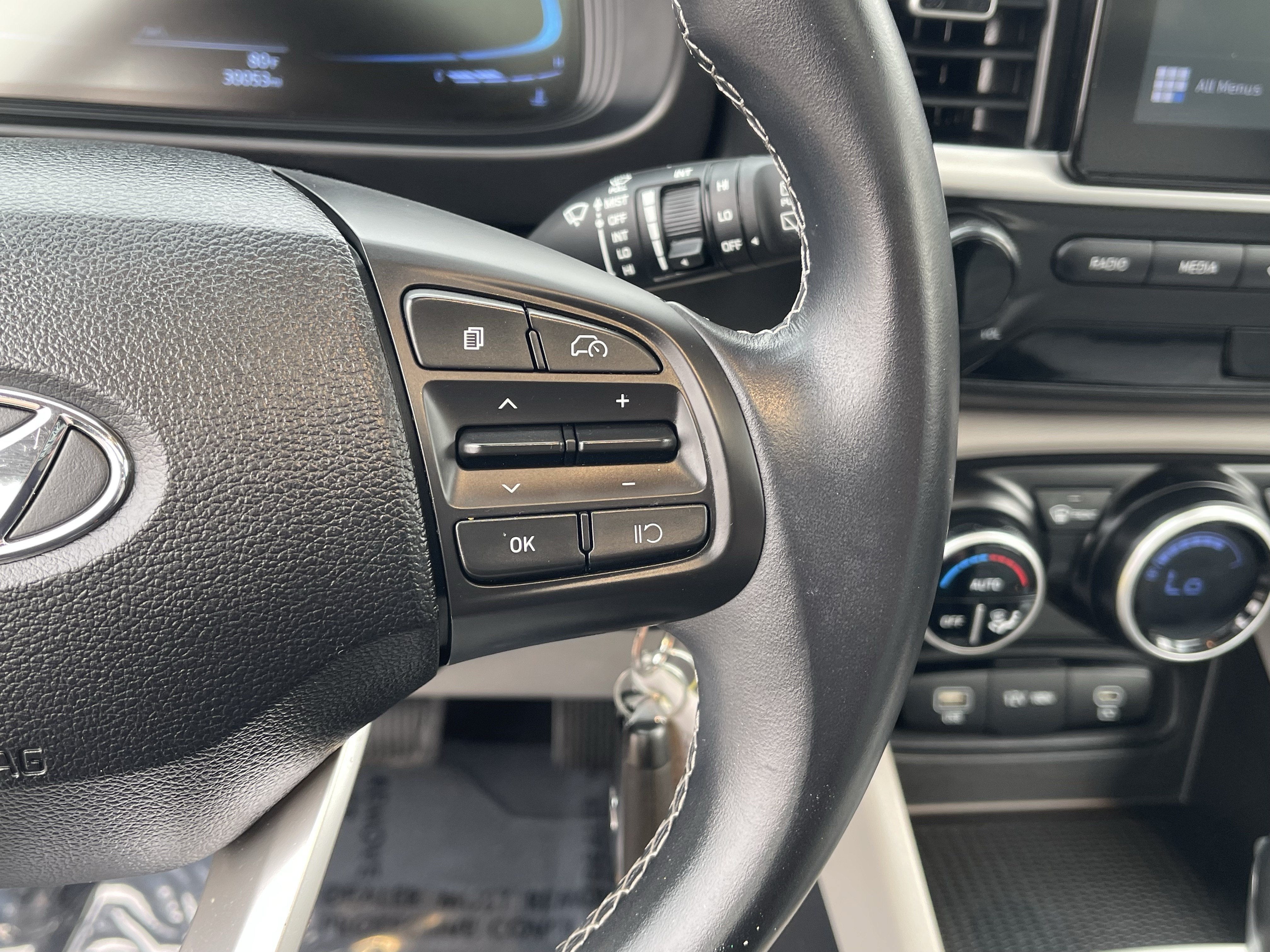 2023 Hyundai Venue SEL
