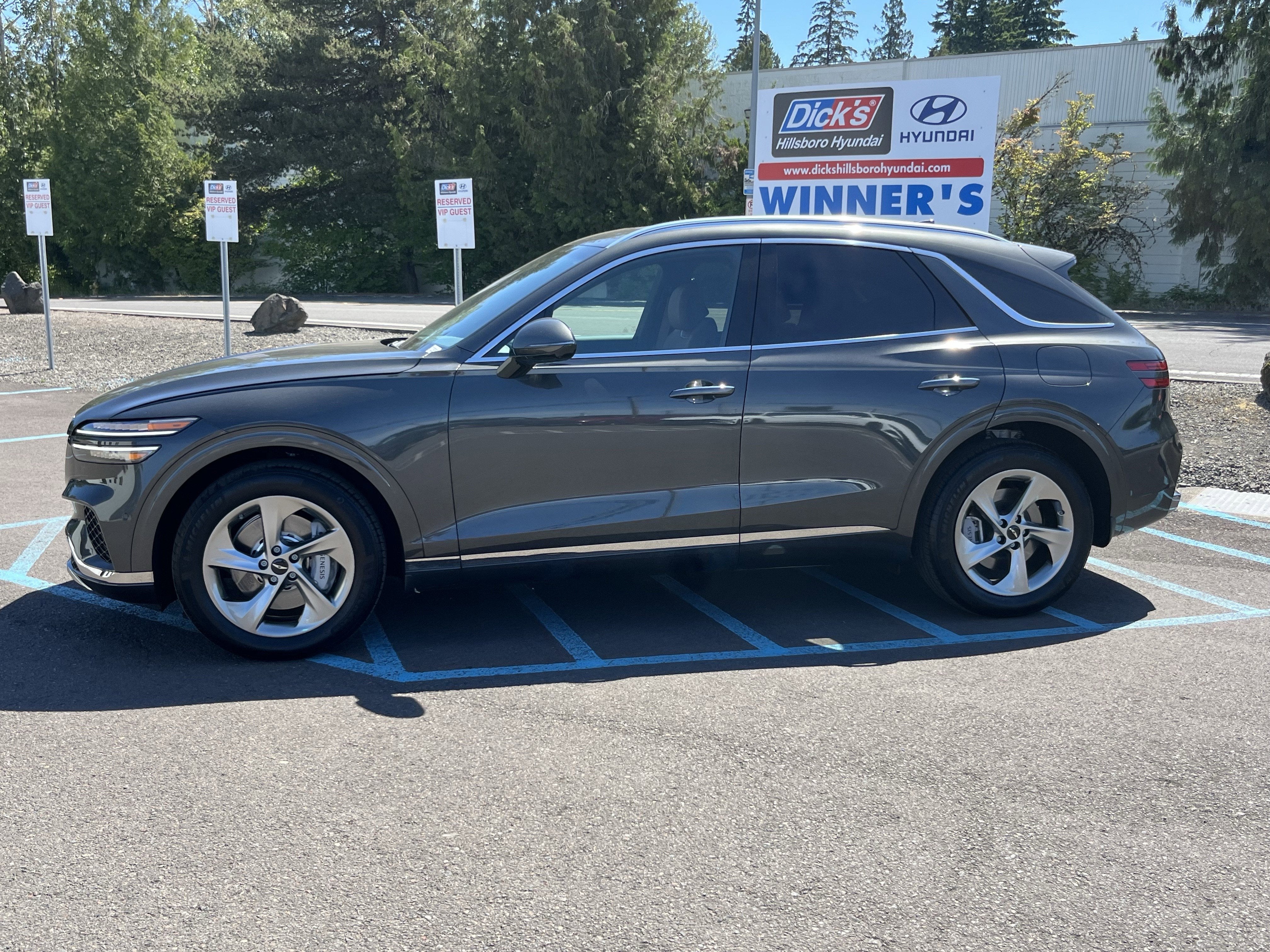 2026 Genesis GV70 2.5T Advanced