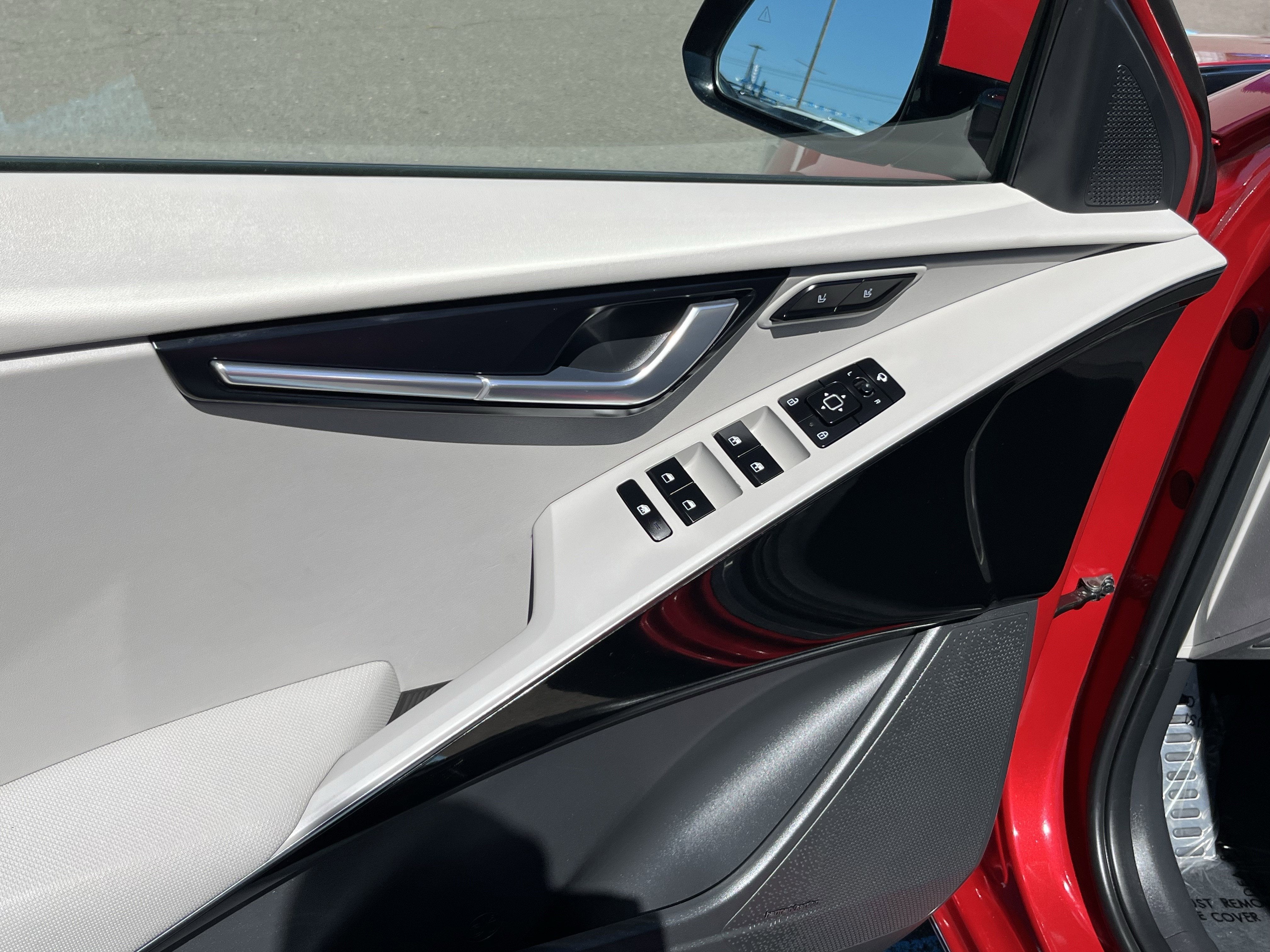 2023 Kia Niro EV Wave