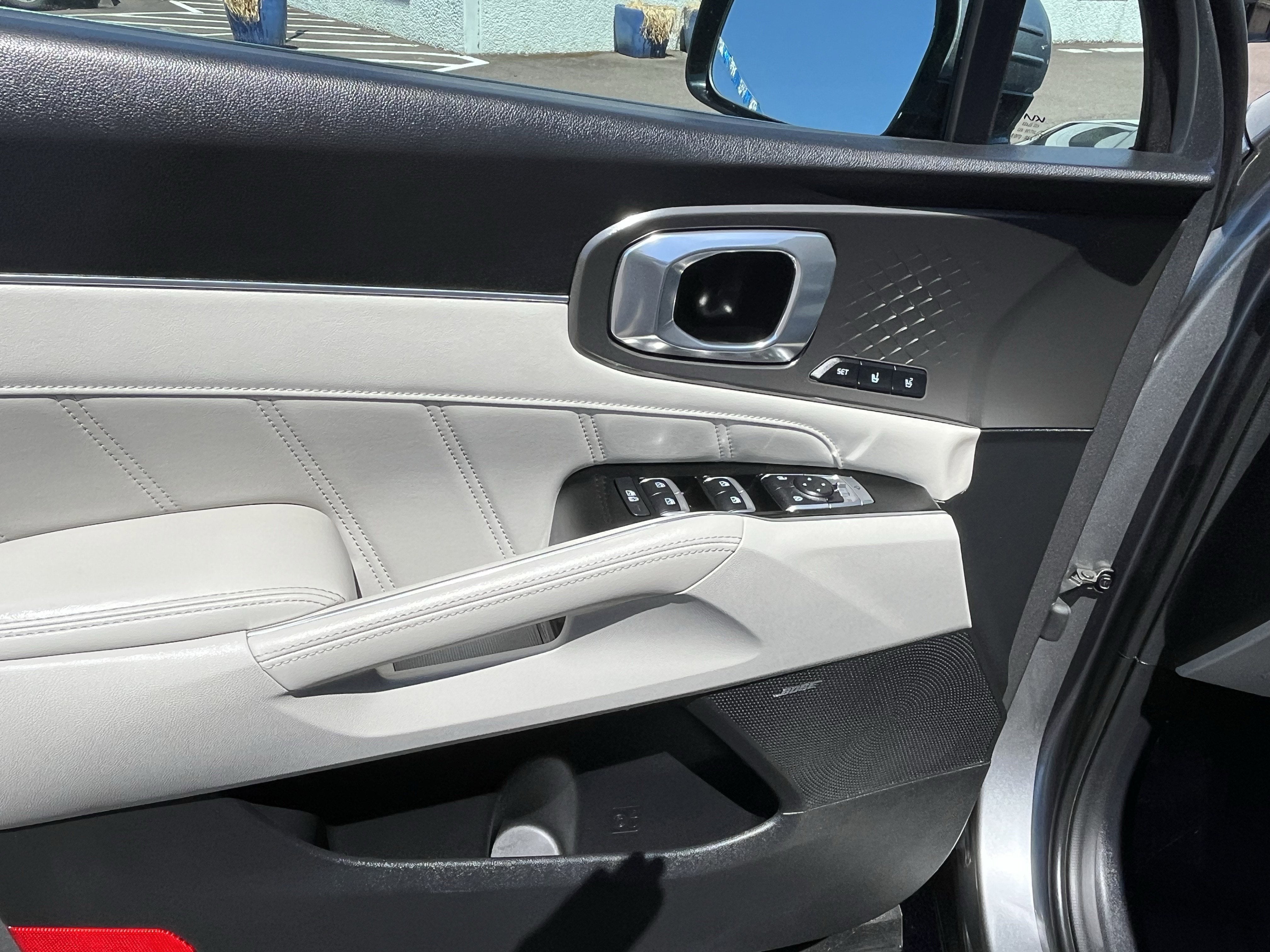 2023 Kia Sorento Plug-In Hybrid SX Prestige