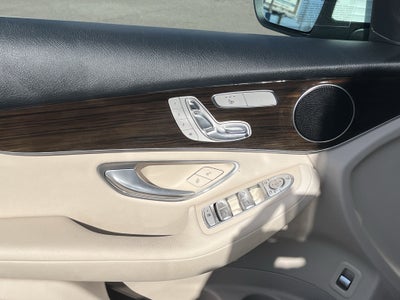 2020 Mercedes-Benz GLC GLC 300