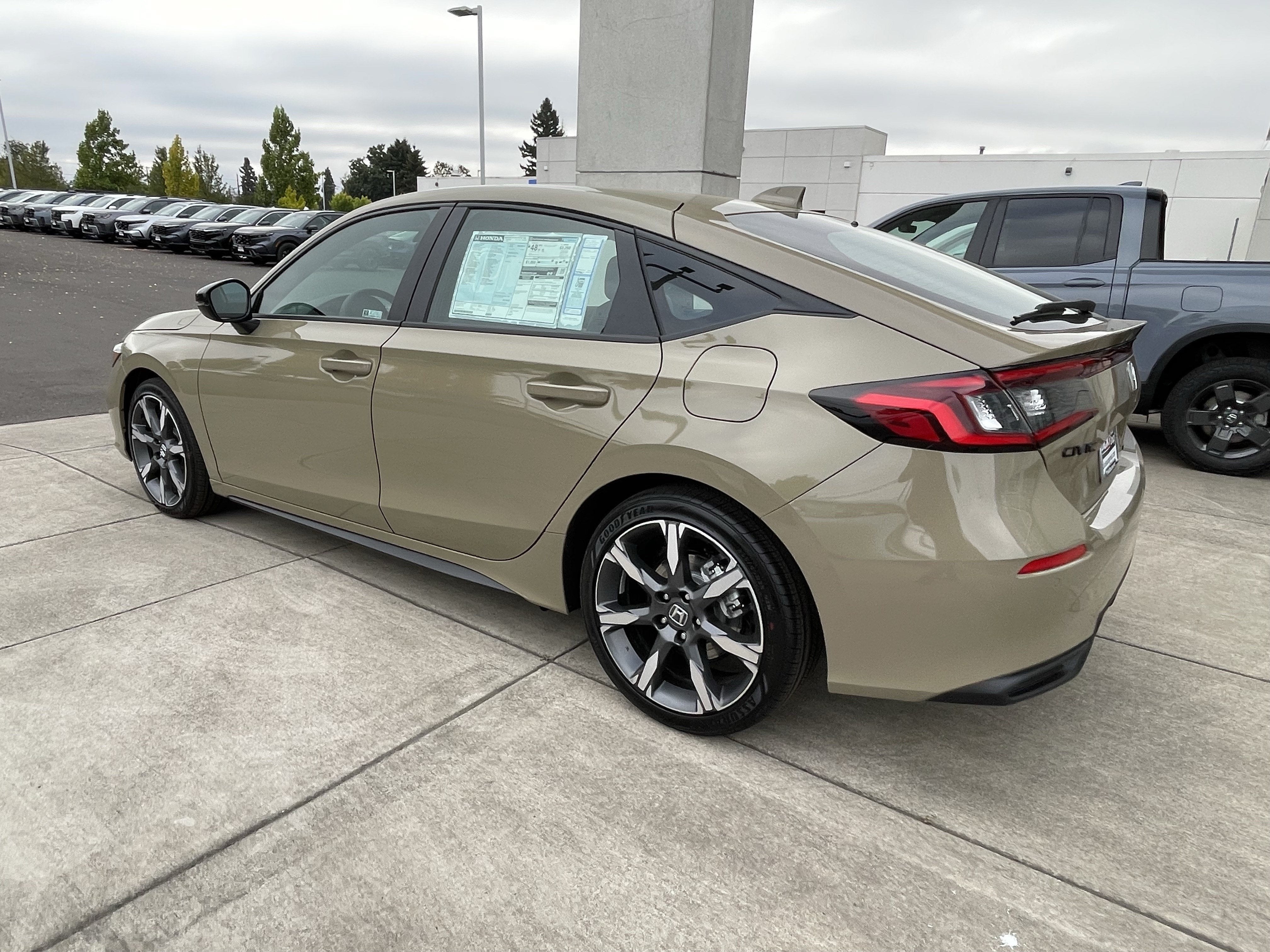 2026 Honda Civic Hatchback Hybrid Sport Touring