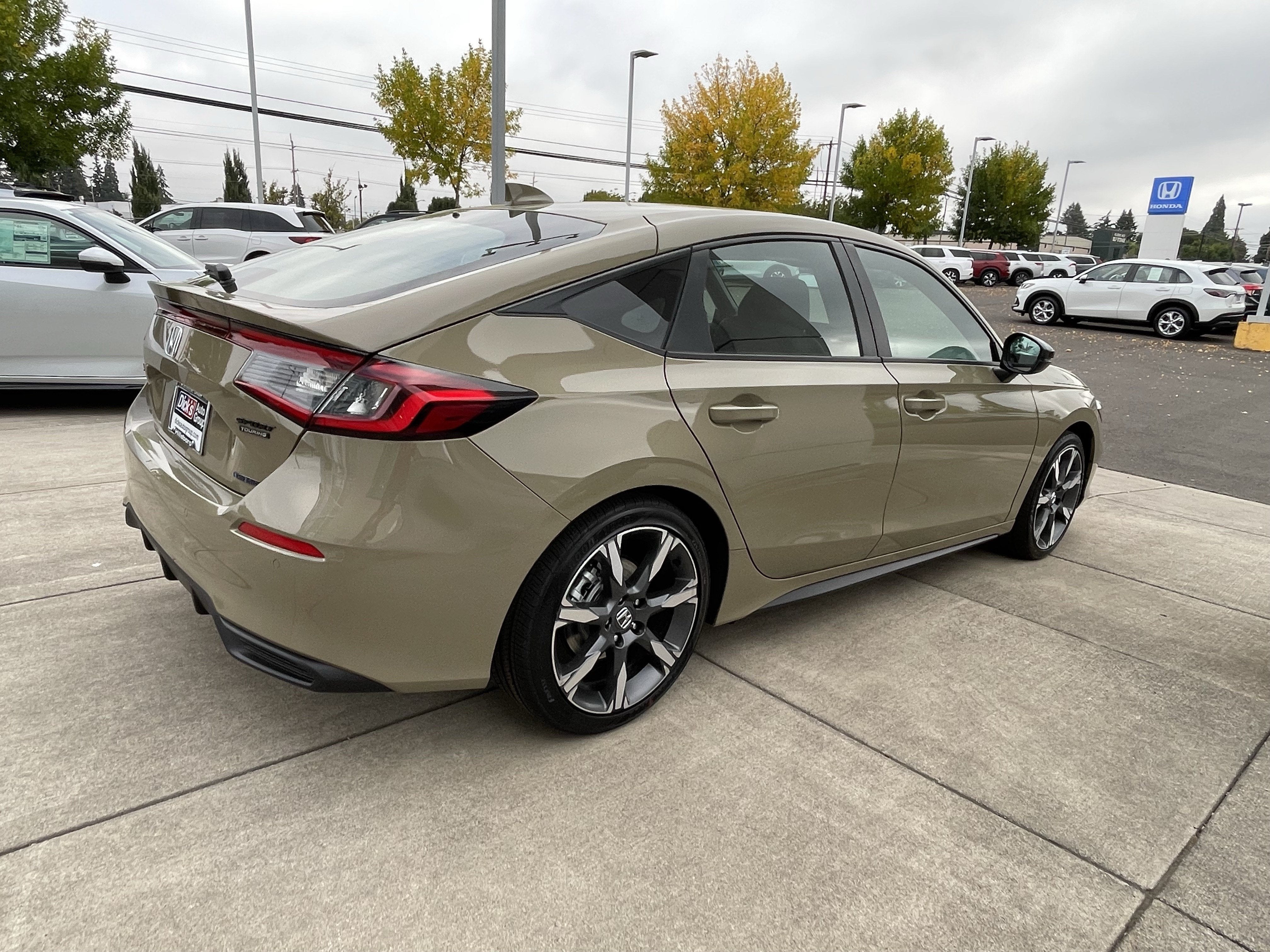 2026 Honda Civic Hatchback Hybrid Sport Touring