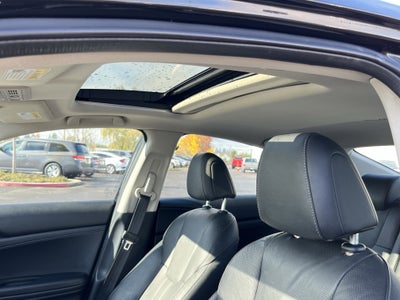 2022 Honda Insight Touring