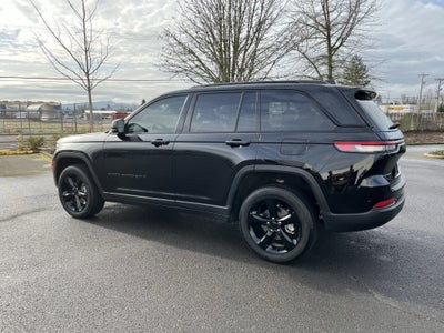 2023 Jeep Grand Cherokee Altitude