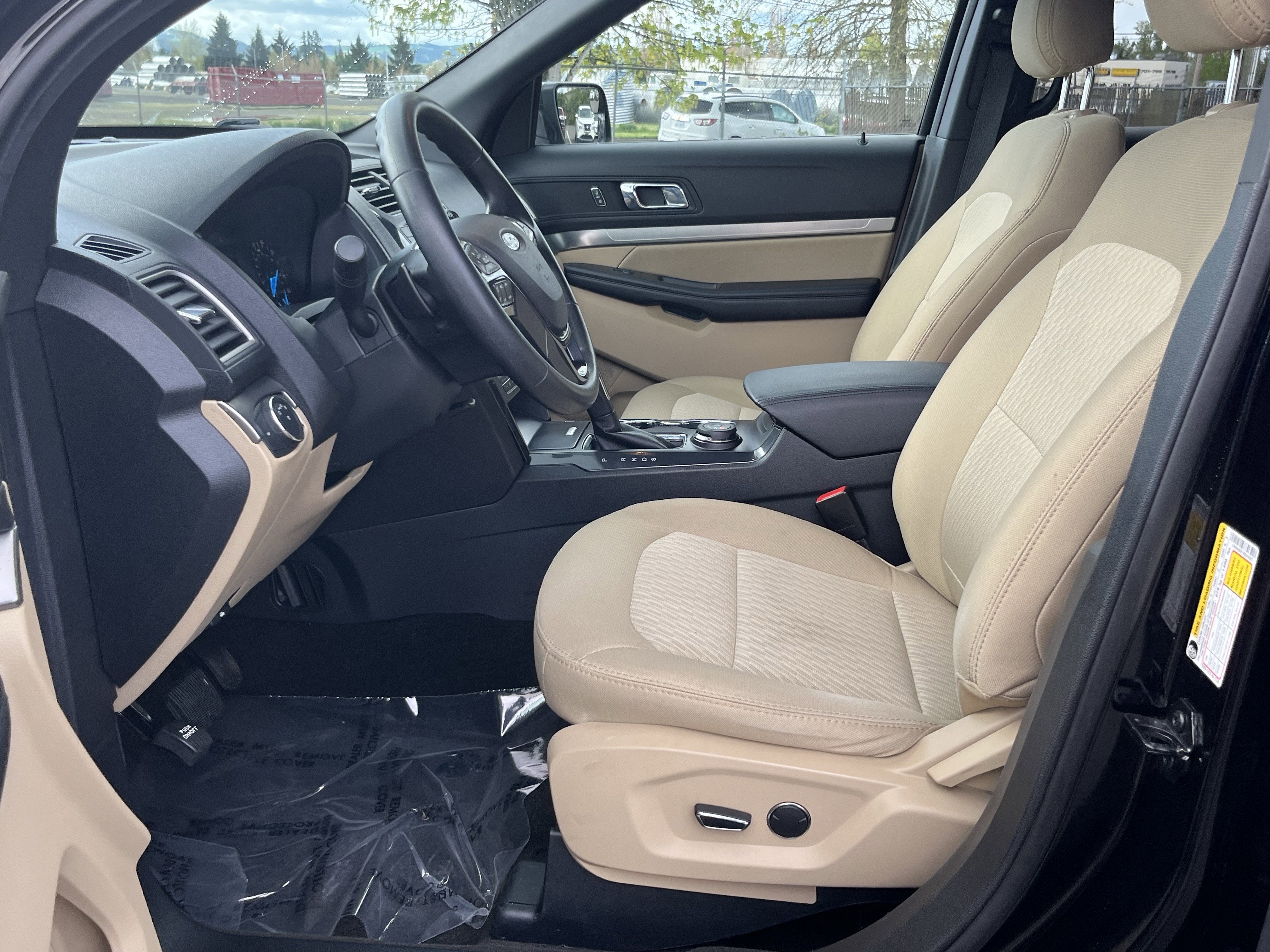 2017 Ford Explorer Base