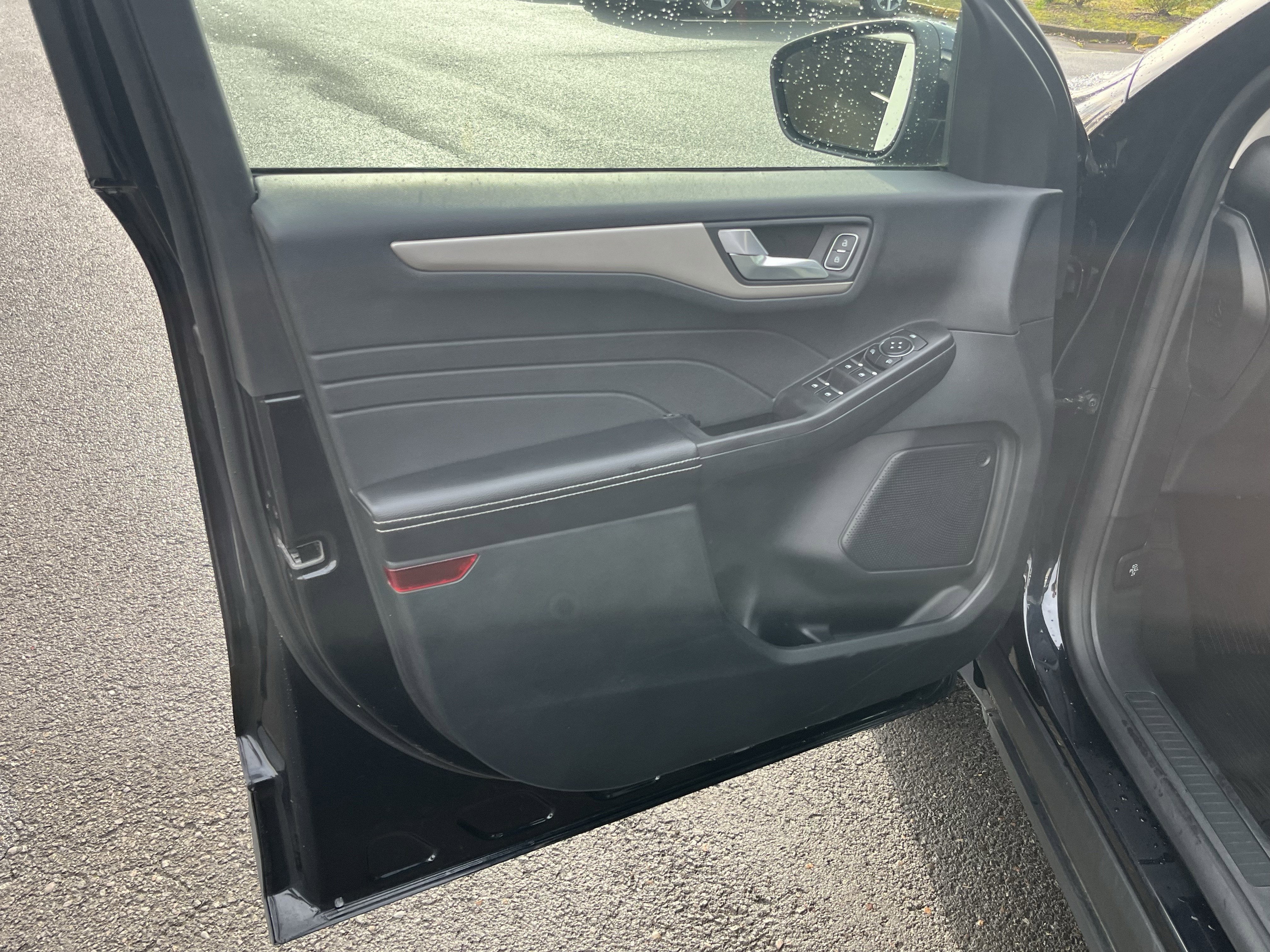 2021 Ford Escape SE Hybrid