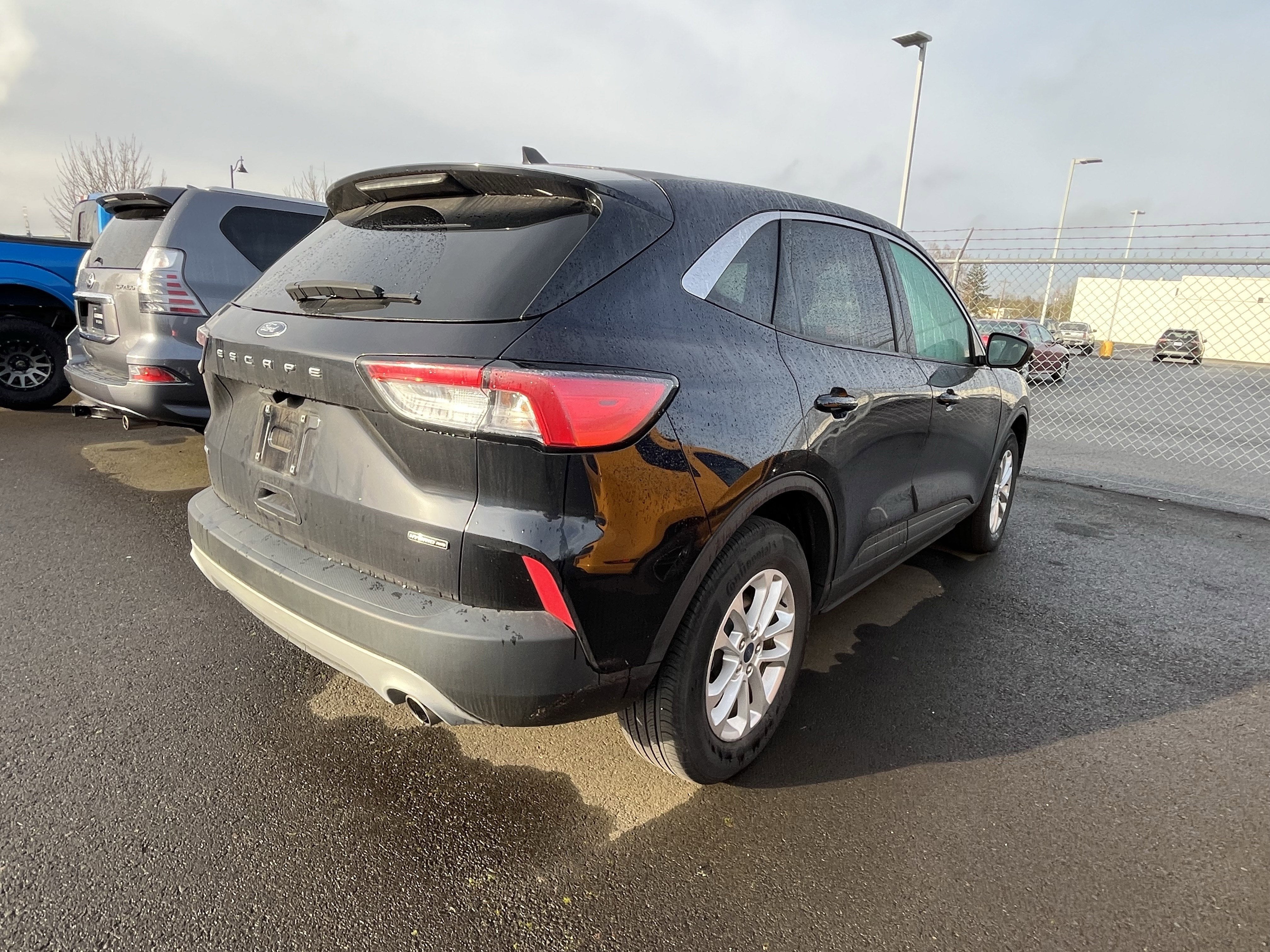 2021 Ford Escape SE Hybrid
