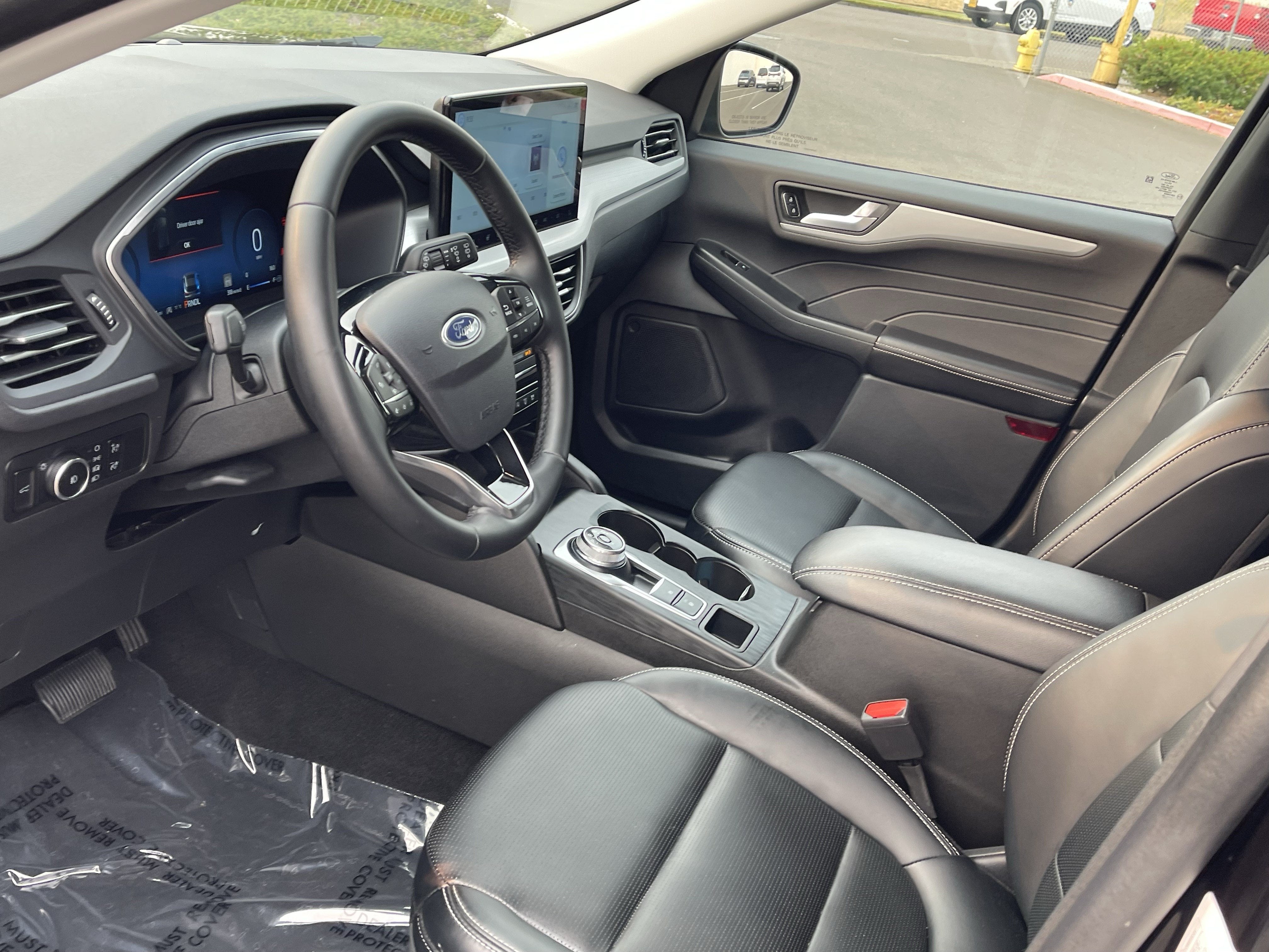 2025 Ford Escape Platinum