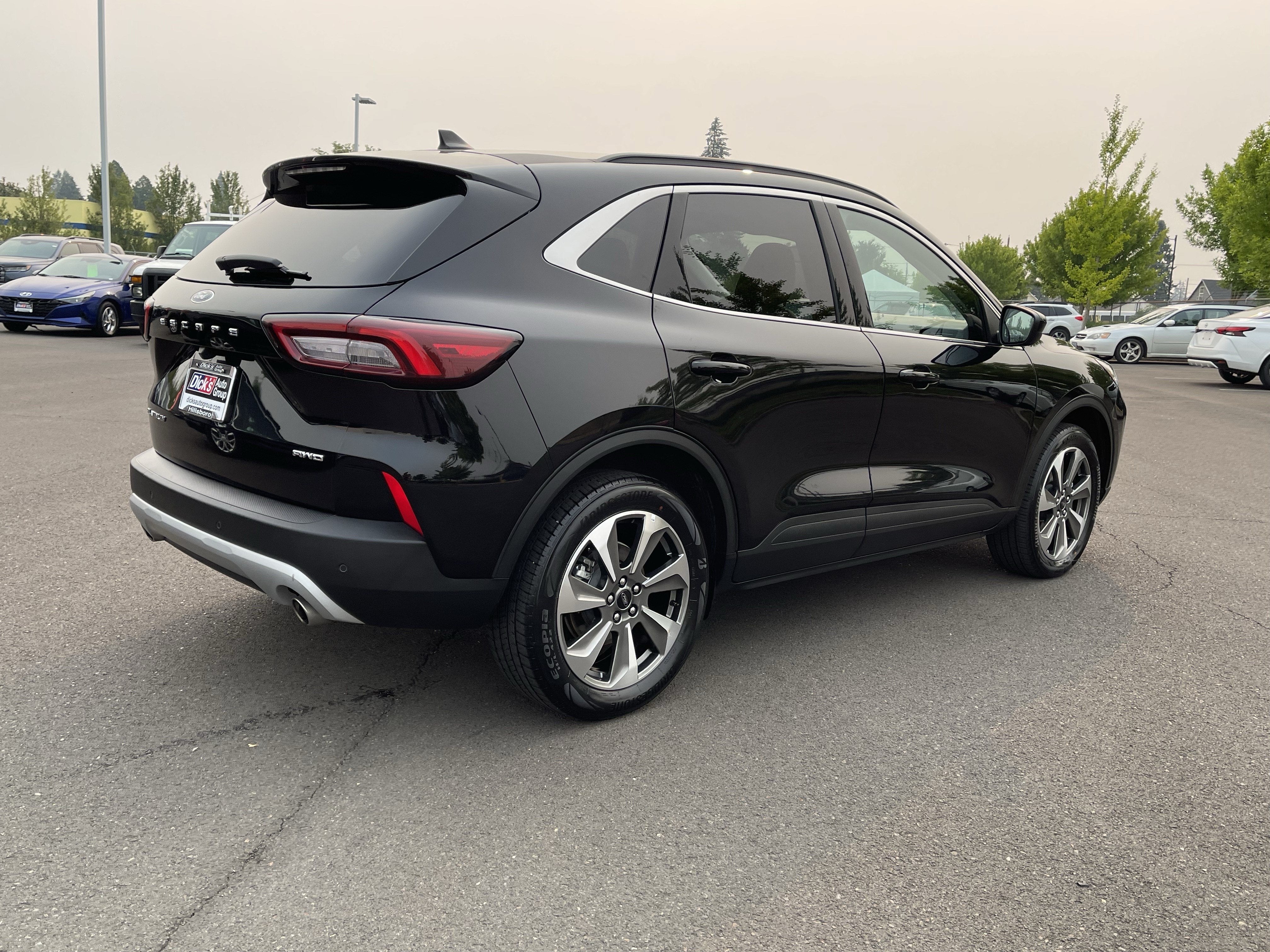 2025 Ford Escape Platinum