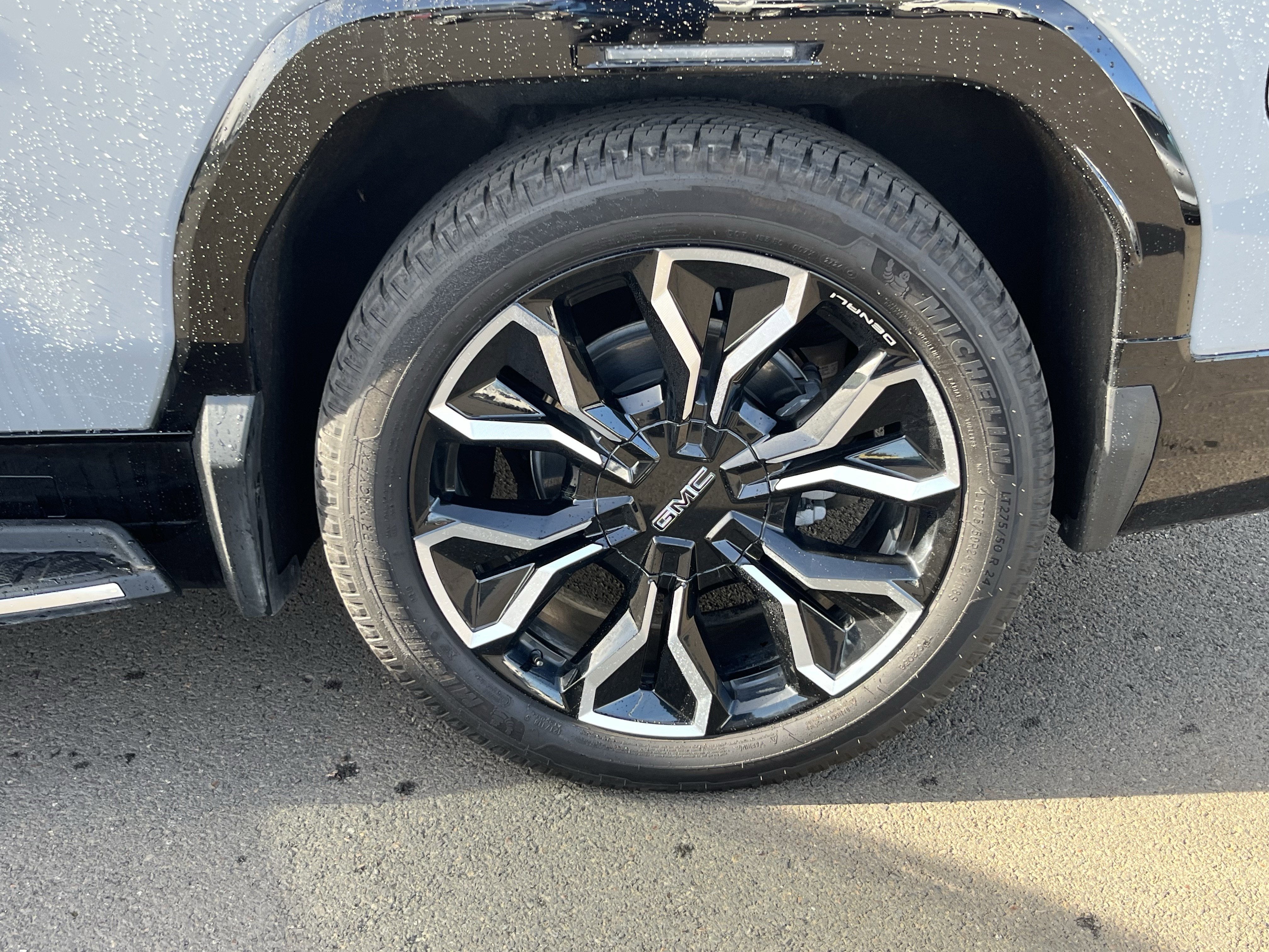 2024 GMC Sierra EV Denali Edition 1