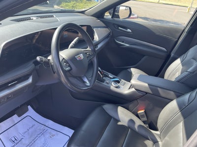 2024 Cadillac XT4 AWD Premium Luxury