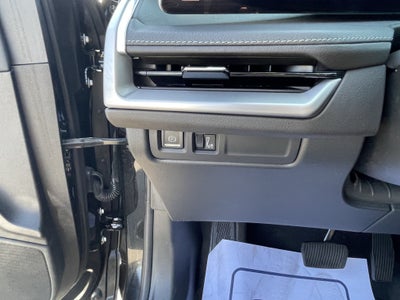 2024 Cadillac XT4 AWD Premium Luxury