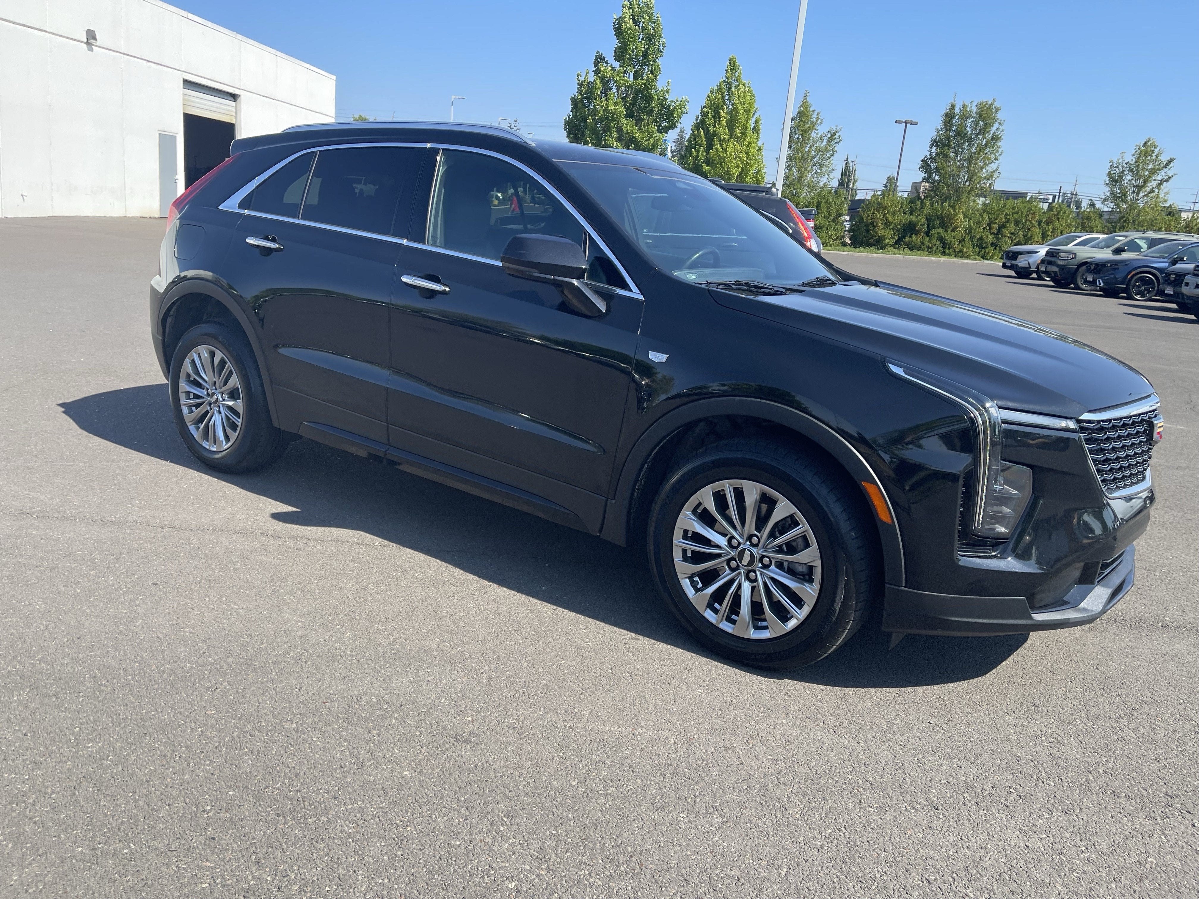 2024 Cadillac XT4 AWD Premium Luxury