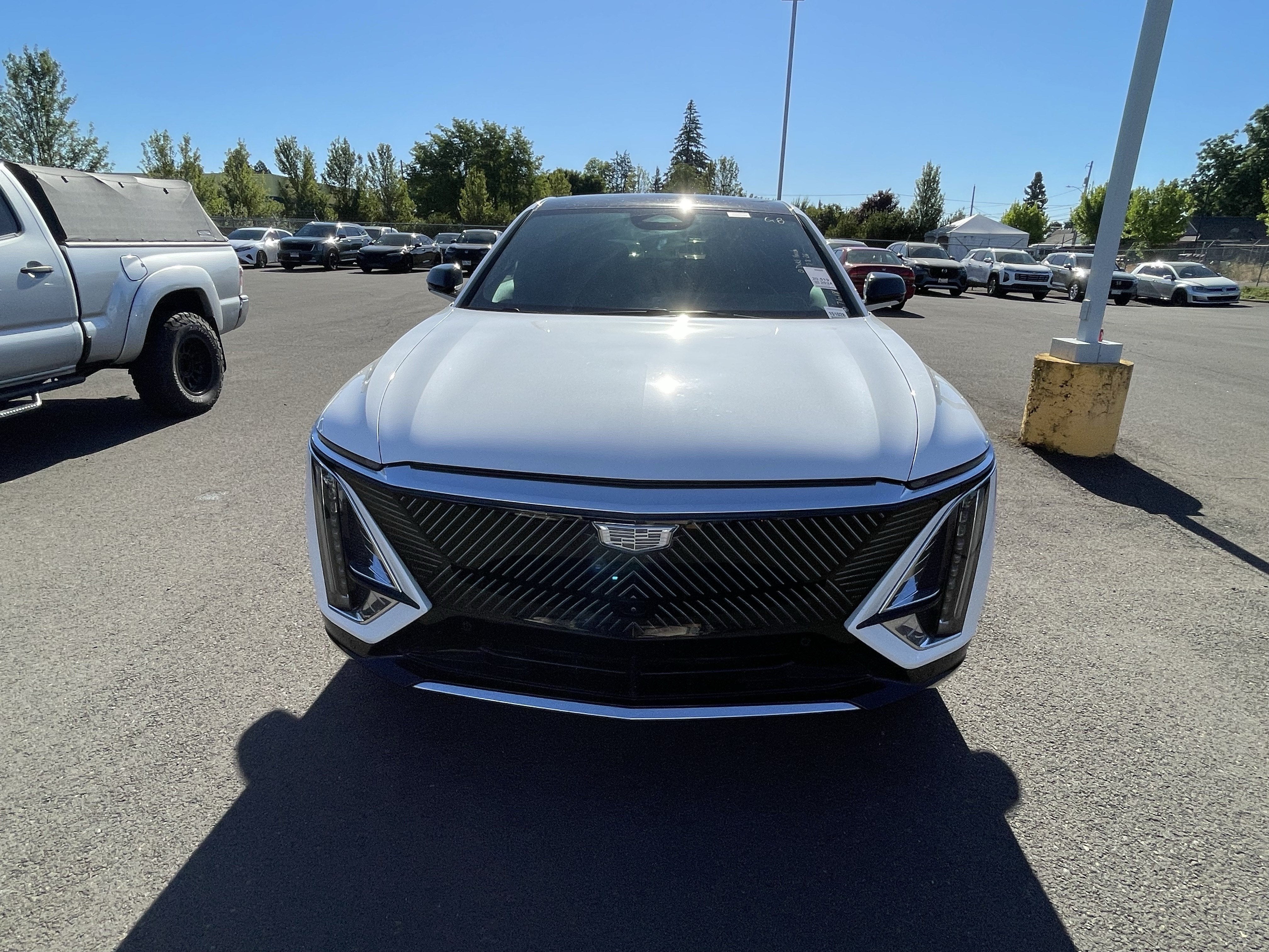 2024 Cadillac LYRIQ Luxury