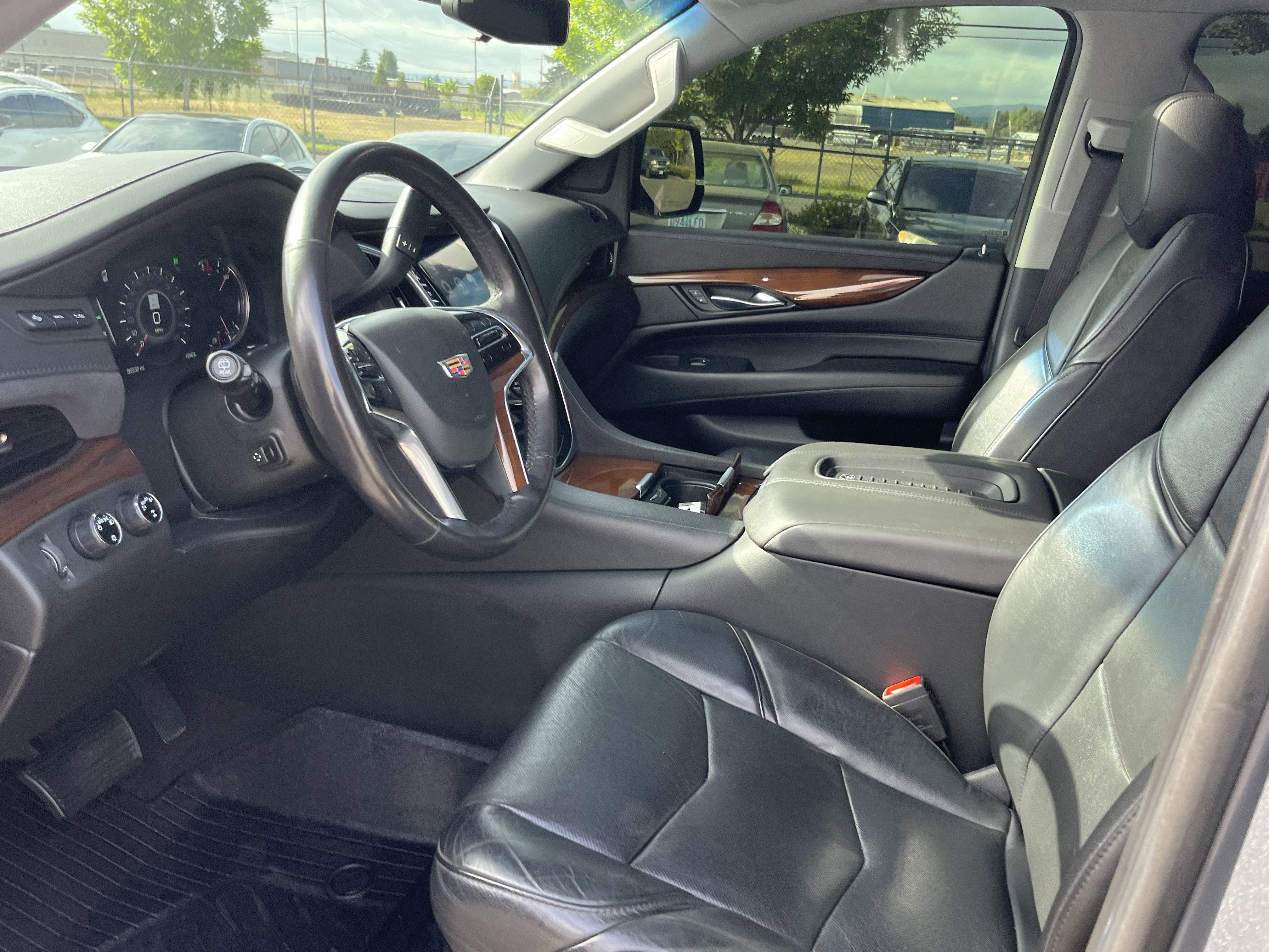 2020 Cadillac Escalade ESV Luxury