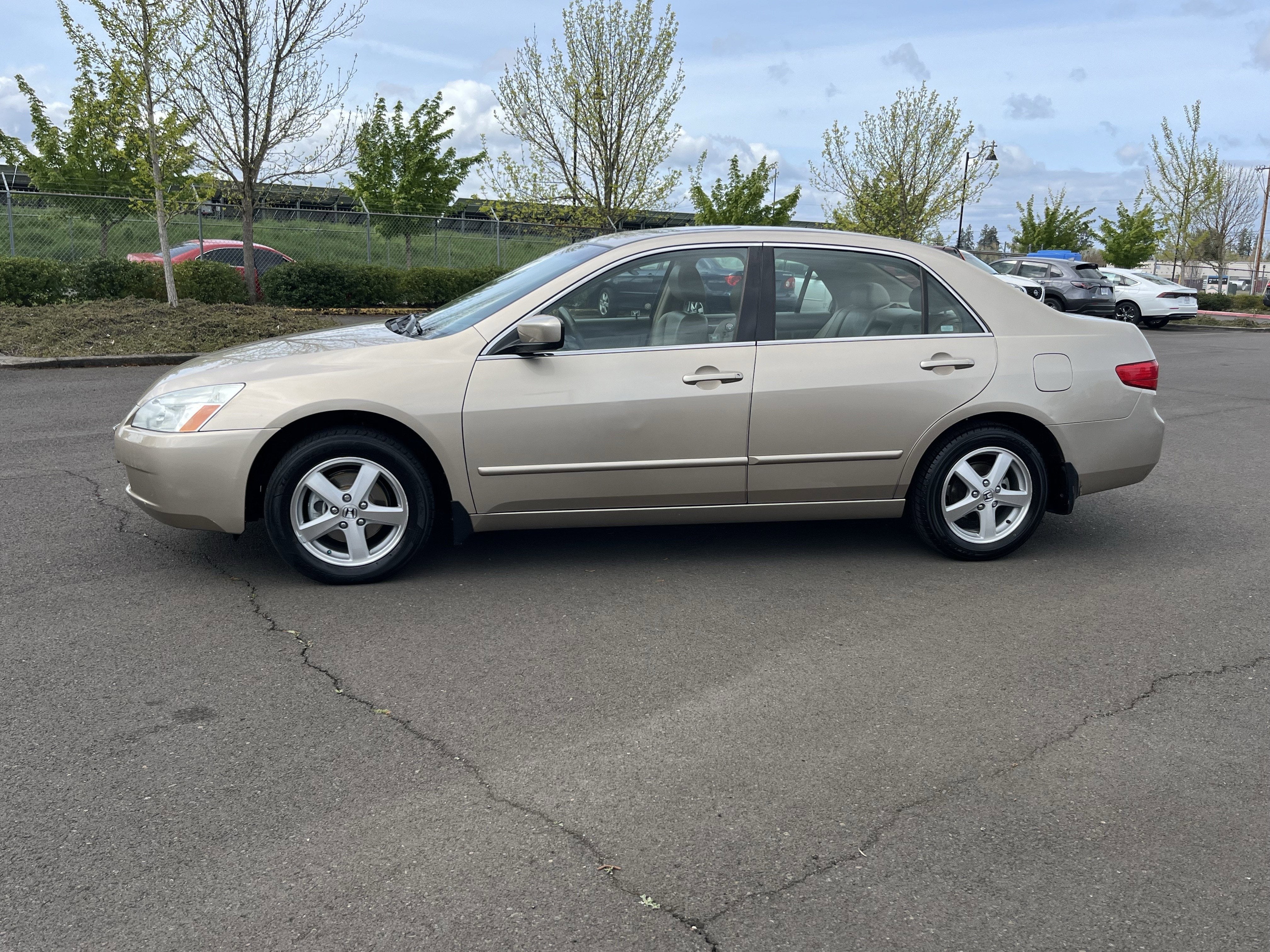 Used 2005 Honda Accord EX with VIN 1HGCM56825A032639 for sale in Hillsboro, OR